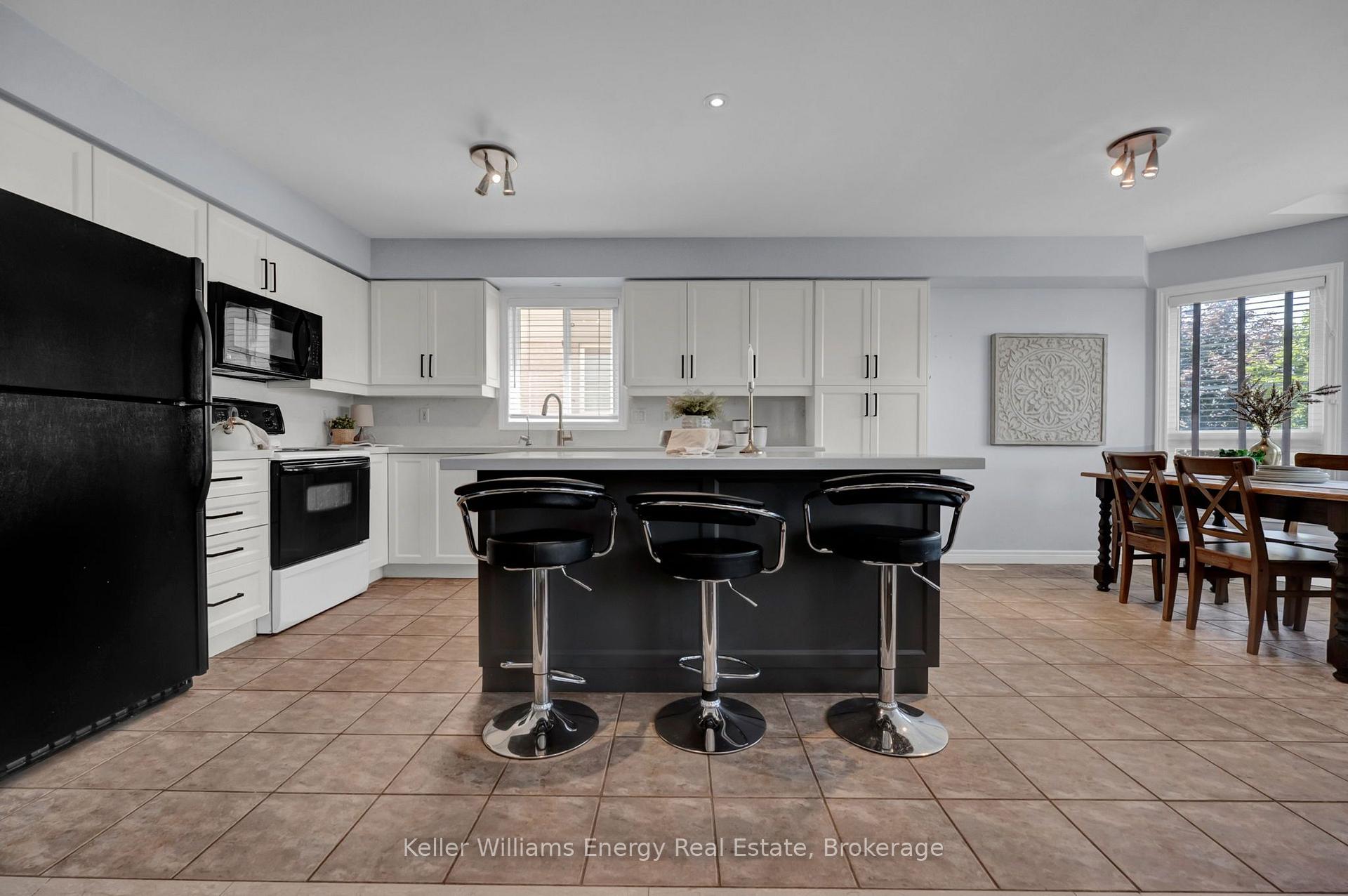 Photo 11 of 1502 Clearbrook Drive, Oshawa, Taunton — HOMEH