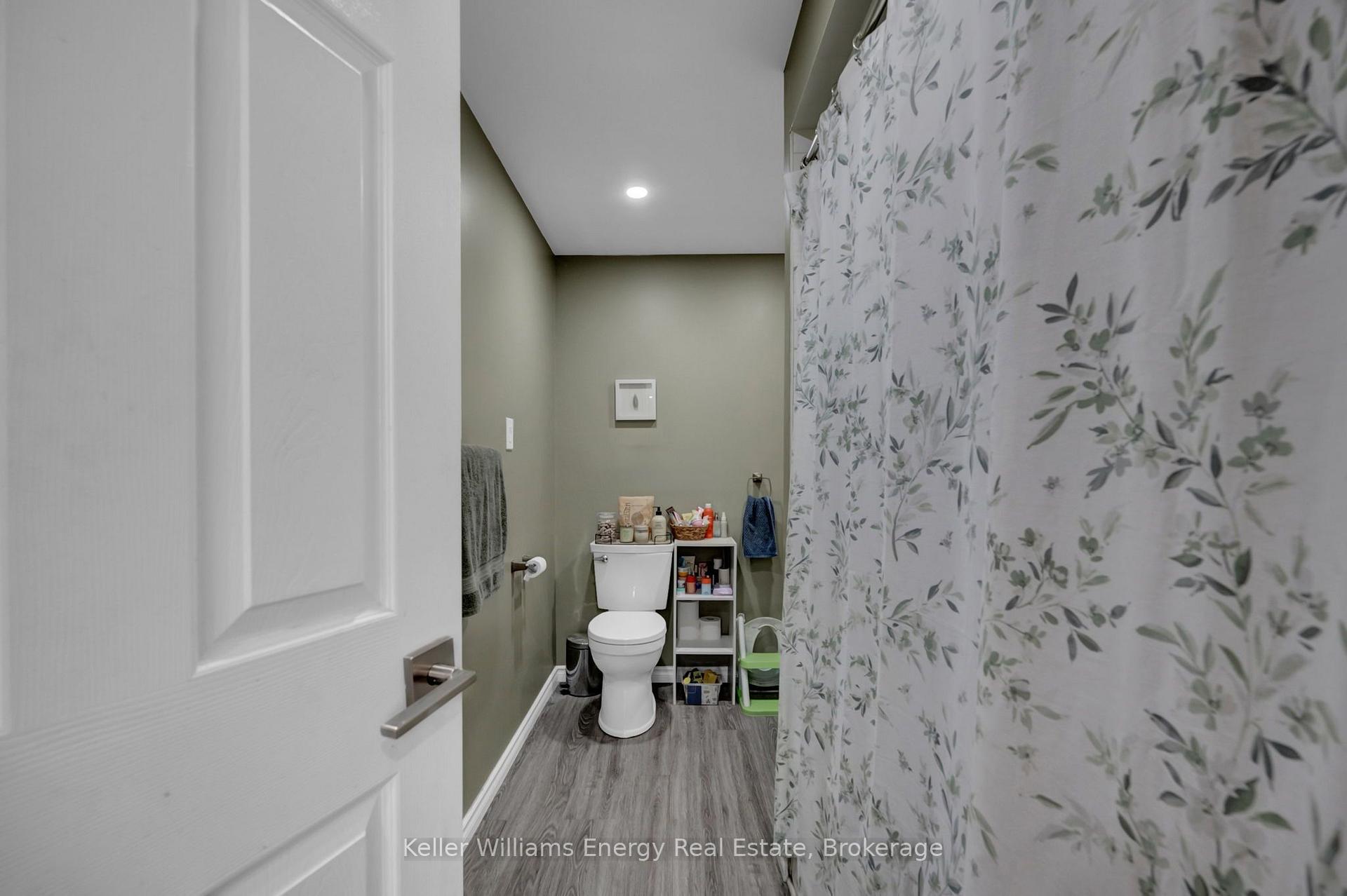 Photo 41 of 1502 Clearbrook Drive, Oshawa, Taunton — HOMEH