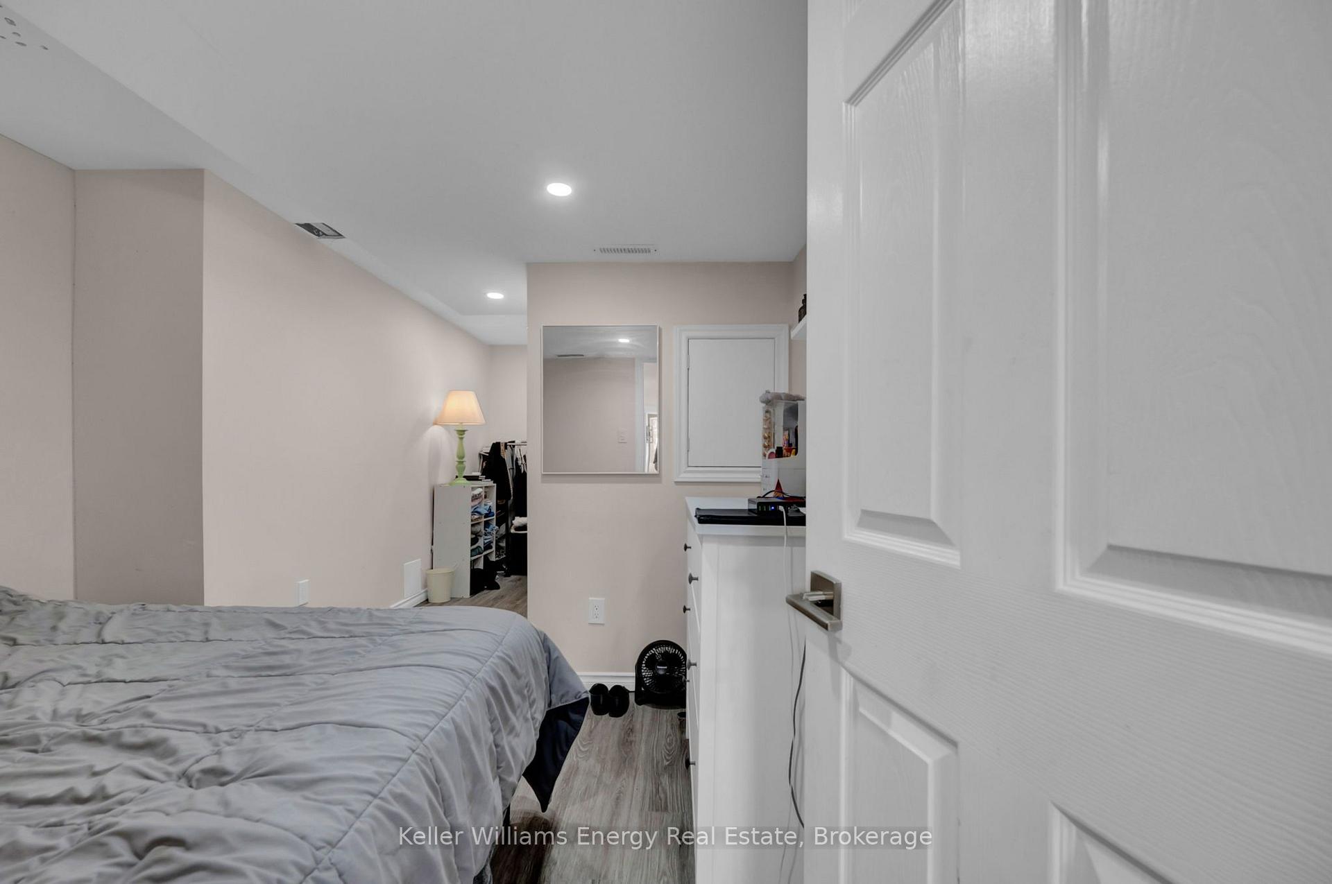 Photo 42 of 1502 Clearbrook Drive, Oshawa, Taunton — HOMEH