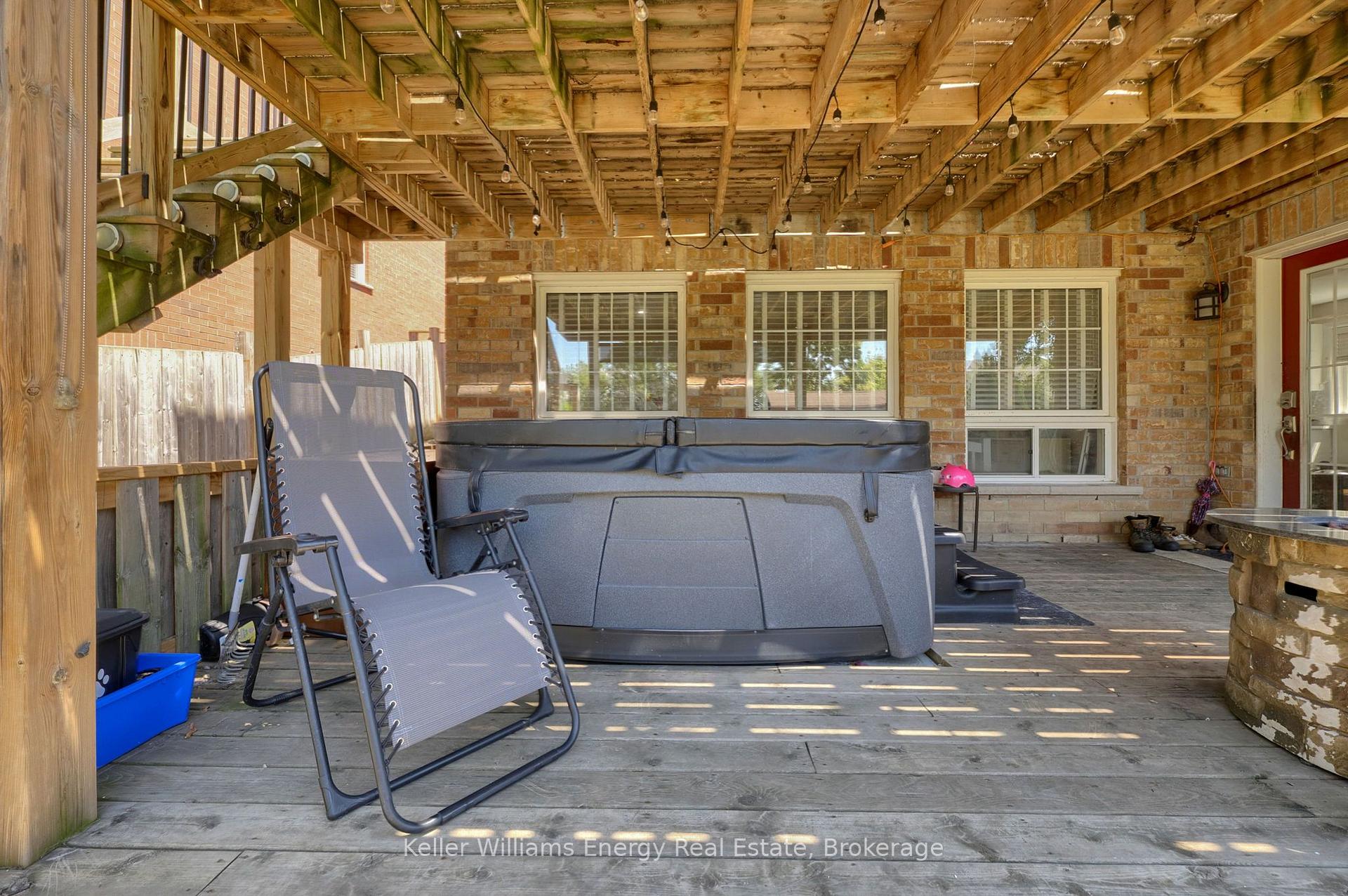 Photo 48 of 1502 Clearbrook Drive, Oshawa, Taunton — HOMEH