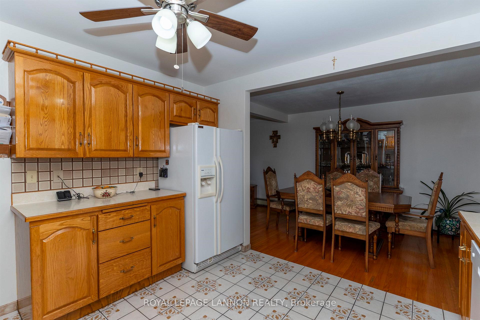 Photo 6 of 402 Victoria Ave W, Thunder Bay, Edgewater Park — HOMEH