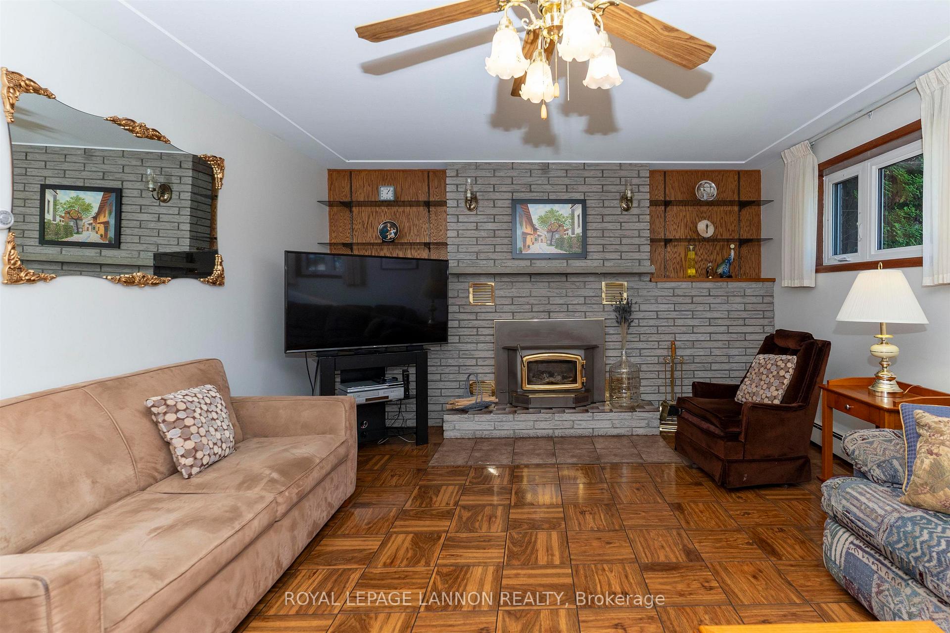 Photo 25 of 402 Victoria Ave W, Thunder Bay, Edgewater Park — HOMEH