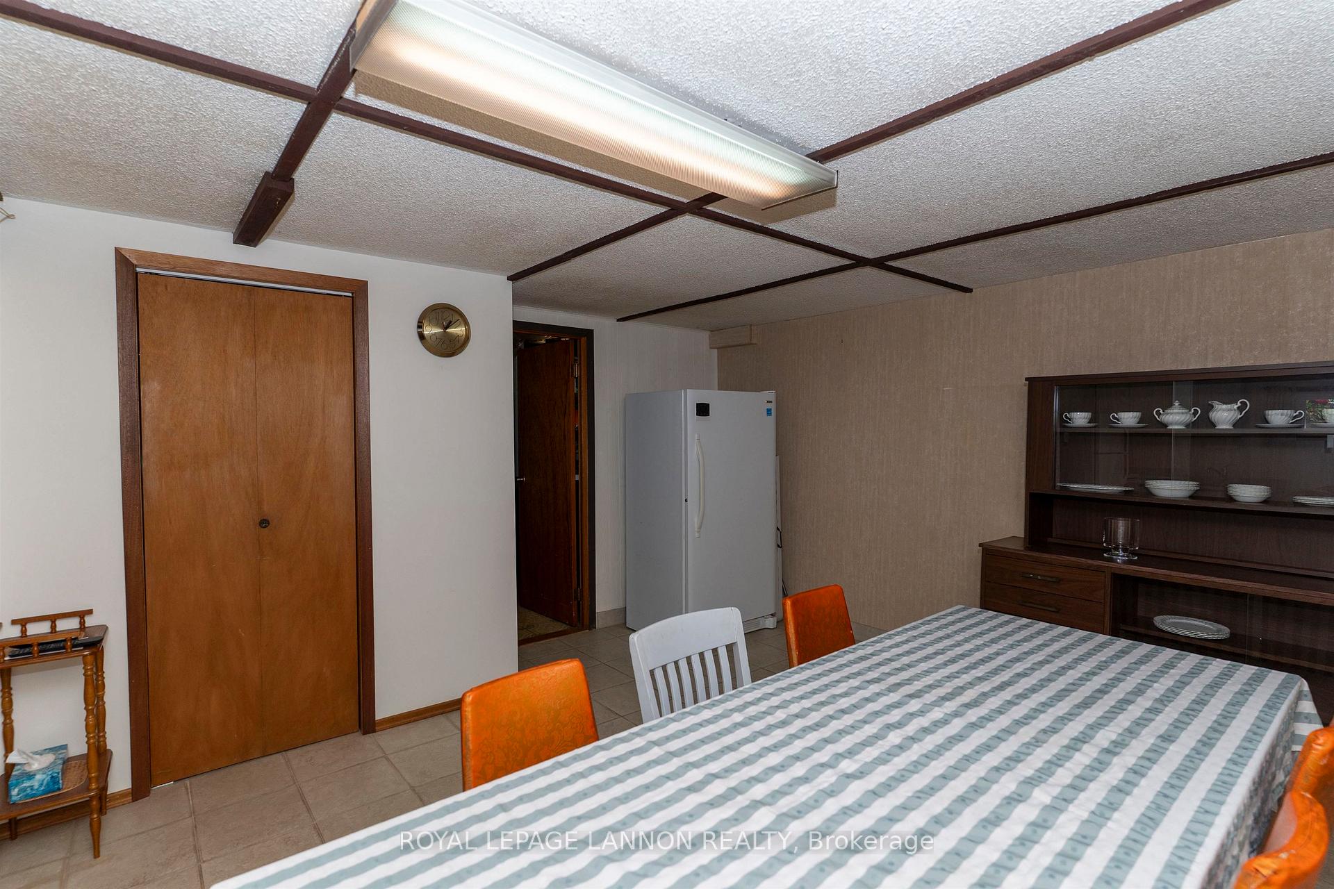 Photo 31 of 402 Victoria Ave W, Thunder Bay, Edgewater Park — HOMEH