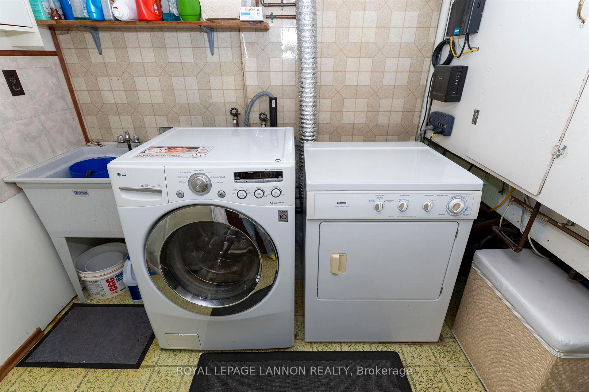 Photo 33 of 402 Victoria Ave W, Thunder Bay, Edgewater Park — HOMEH