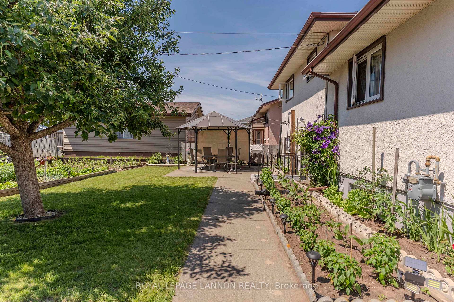 Photo 36 of 402 Victoria Ave W, Thunder Bay, Edgewater Park — HOMEH
