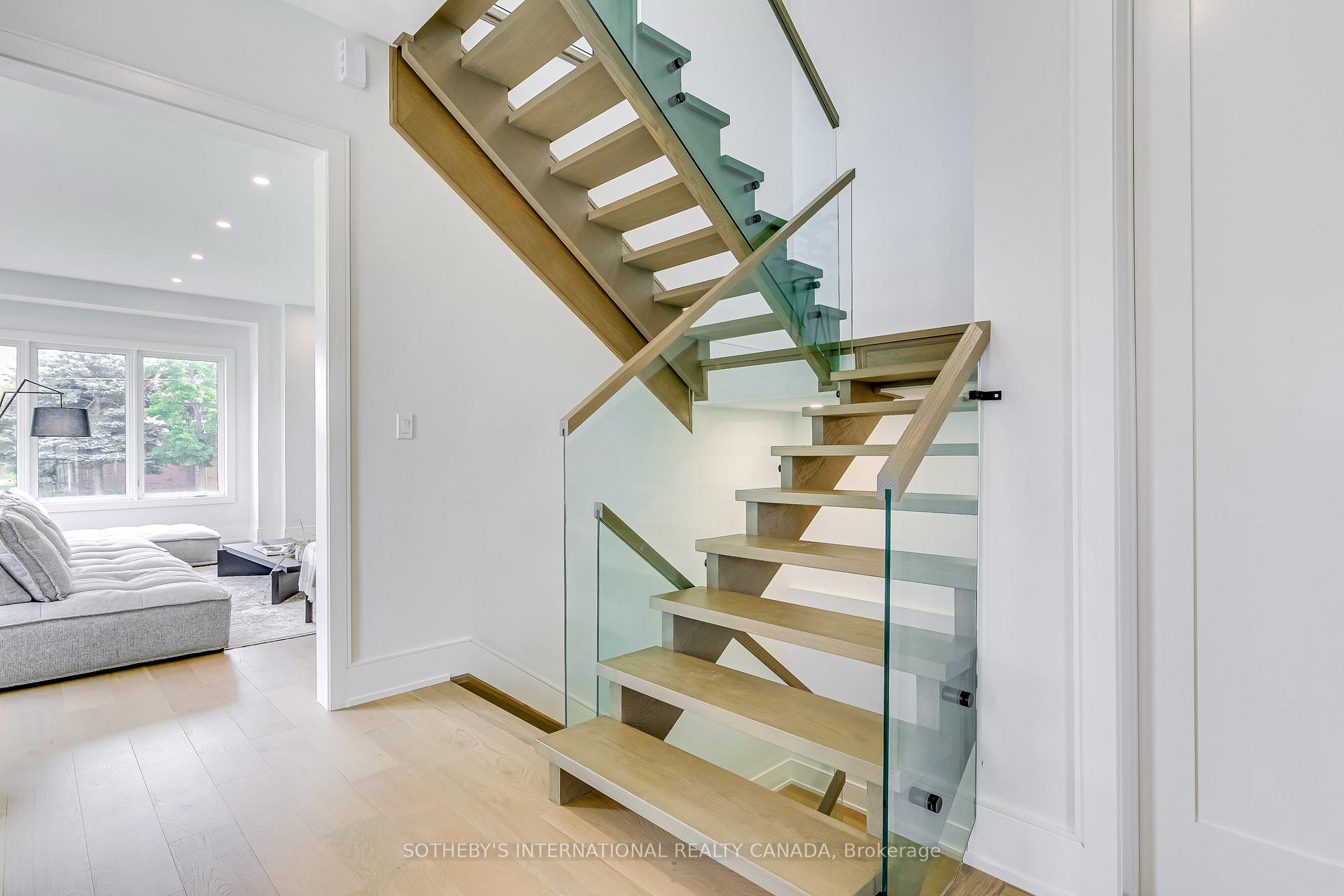 Photo 17 of 797 First Street, Mississauga, Lakeview — HOMEH
