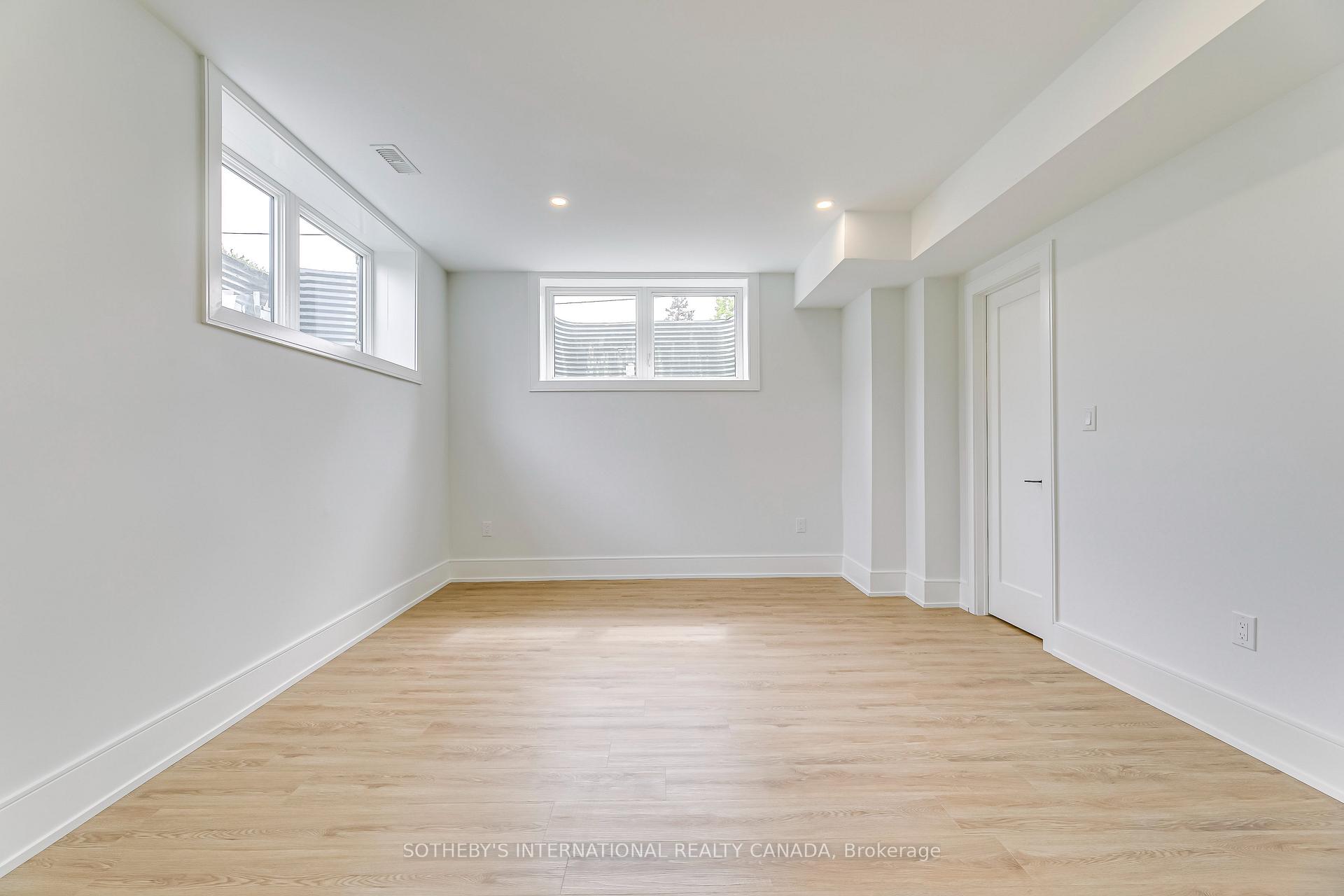 Photo 37 of 797 First Street, Mississauga, Lakeview — HOMEH