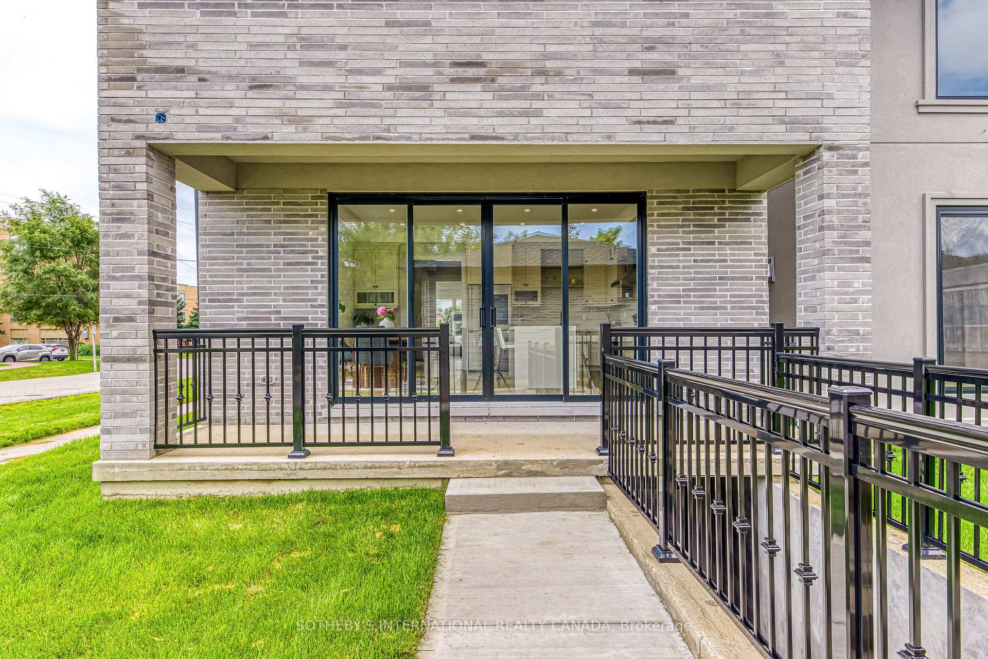 Photo 39 of 797 First Street, Mississauga, Lakeview — HOMEH