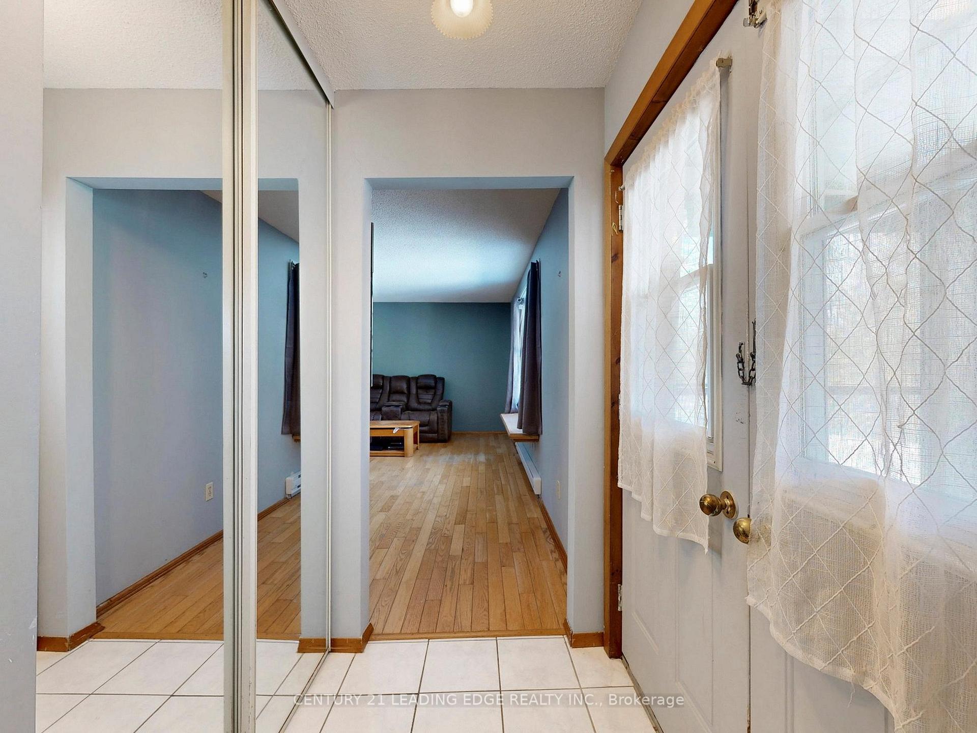 Photo 7 of 3525 Pollock Road E, Georgina, Belhaven — HOMEH