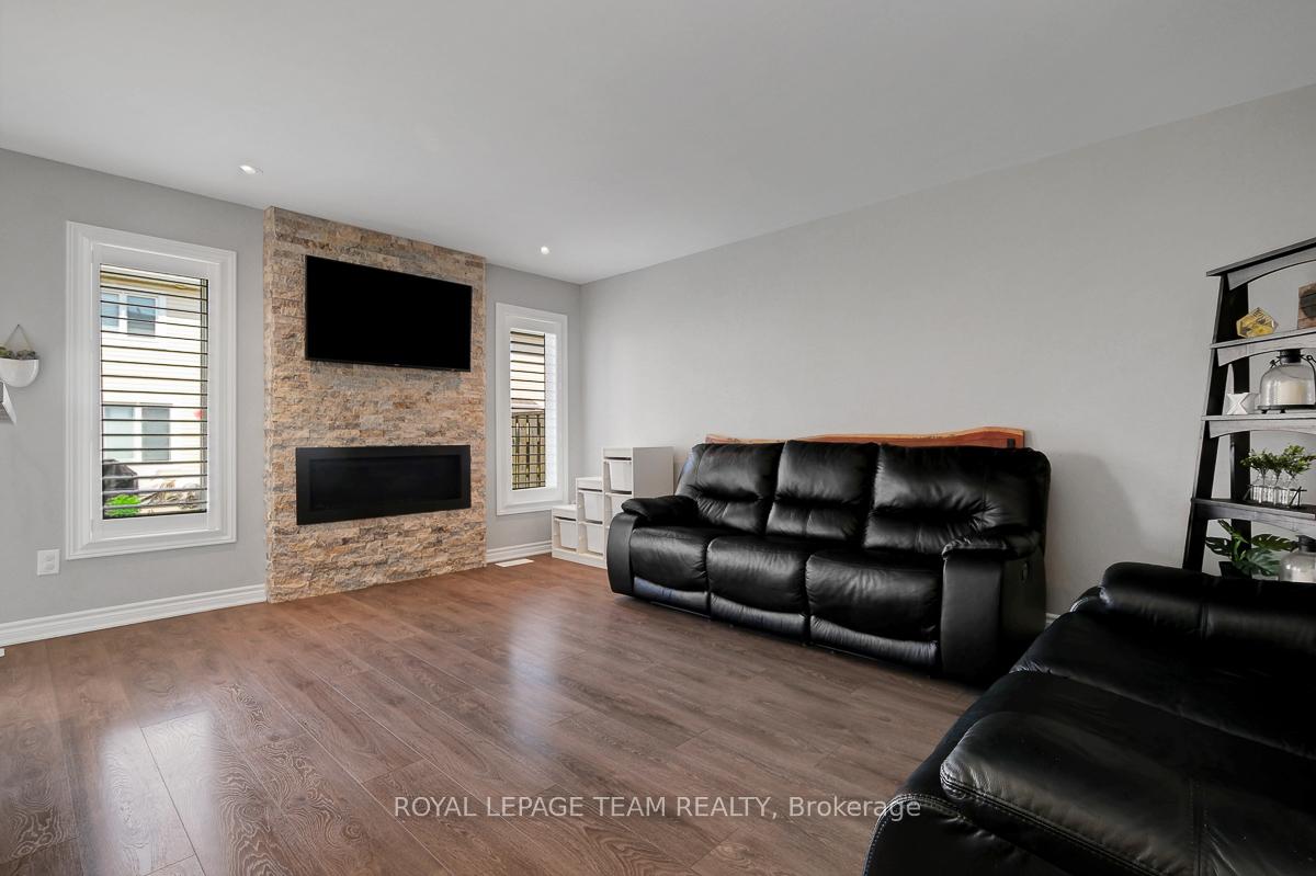 Photo 7 of 458 White Arctic Avenue, Ottawa, Barrhaven - Half Moon Bay — HOMEH