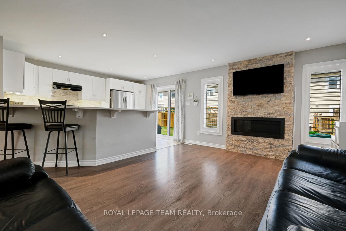 Photo 9 of 458 White Arctic Avenue, Ottawa, Barrhaven - Half Moon Bay — HOMEH