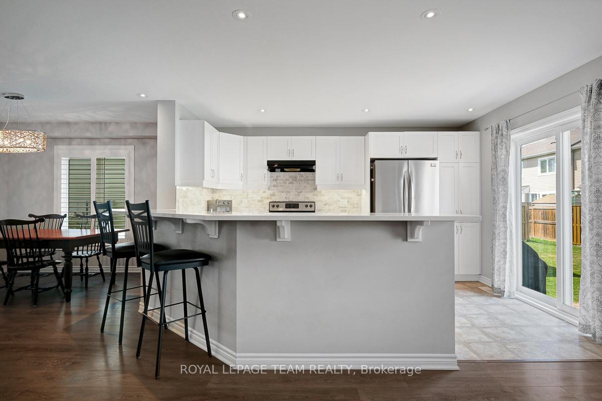 Photo 14 of 458 White Arctic Avenue, Ottawa, Barrhaven - Half Moon Bay — HOMEH