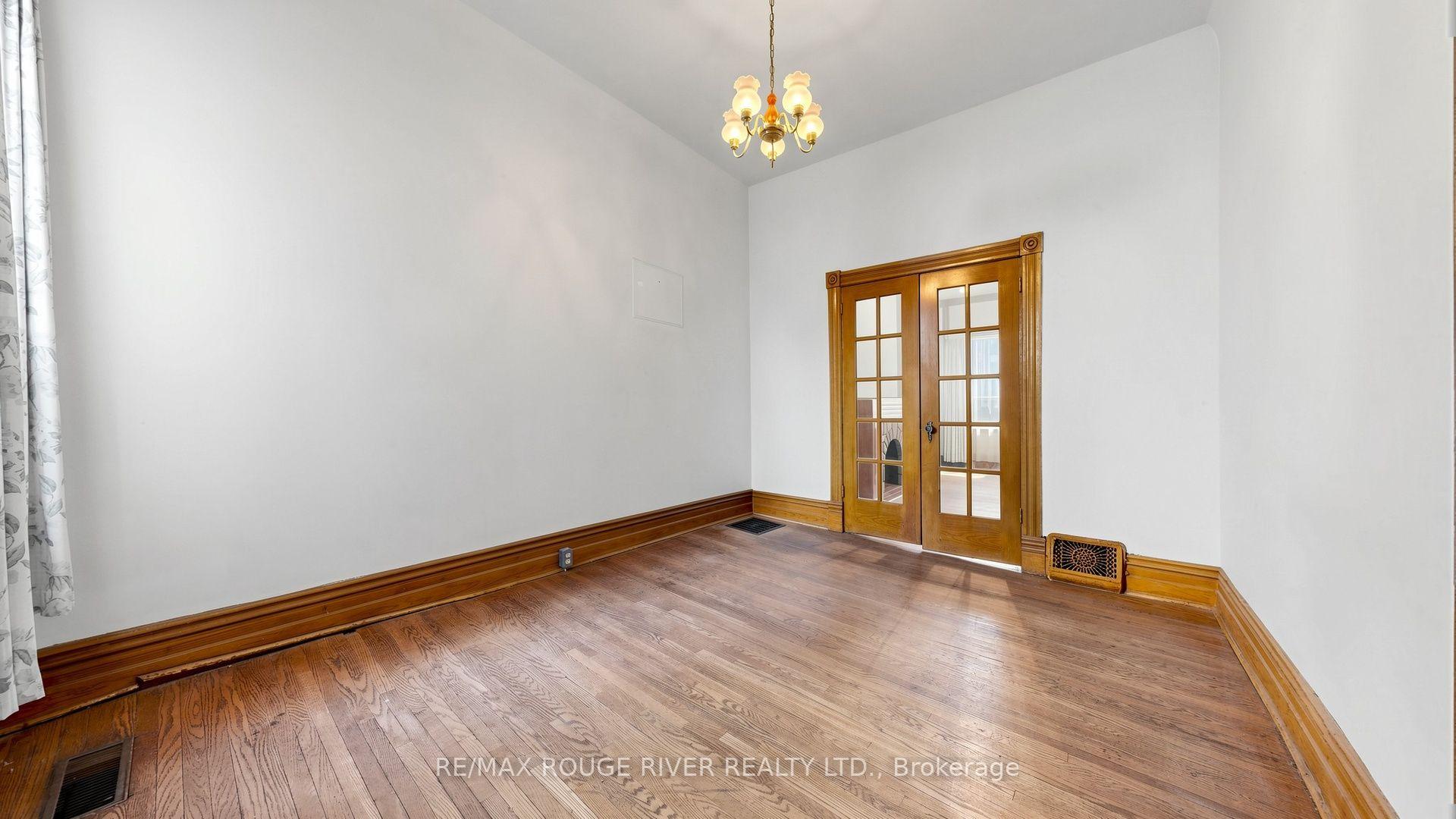 Photo 24 of 308 Roxton Road, Toronto, Palmerston-Little Italy — HOMEH