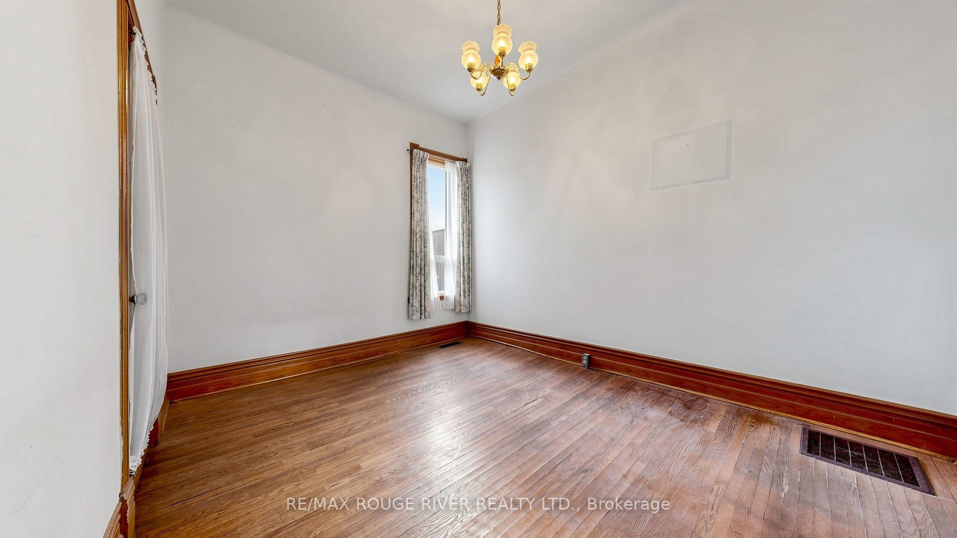 Photo 25 of 308 Roxton Road, Toronto, Palmerston-Little Italy — HOMEH
