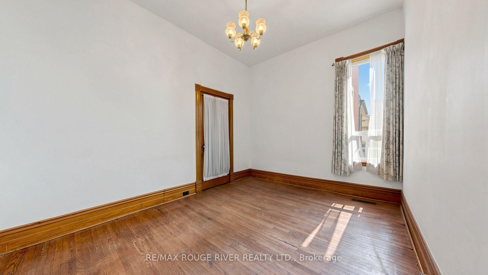 Photo 26 of 308 Roxton Road, Toronto, Palmerston-Little Italy — HOMEH