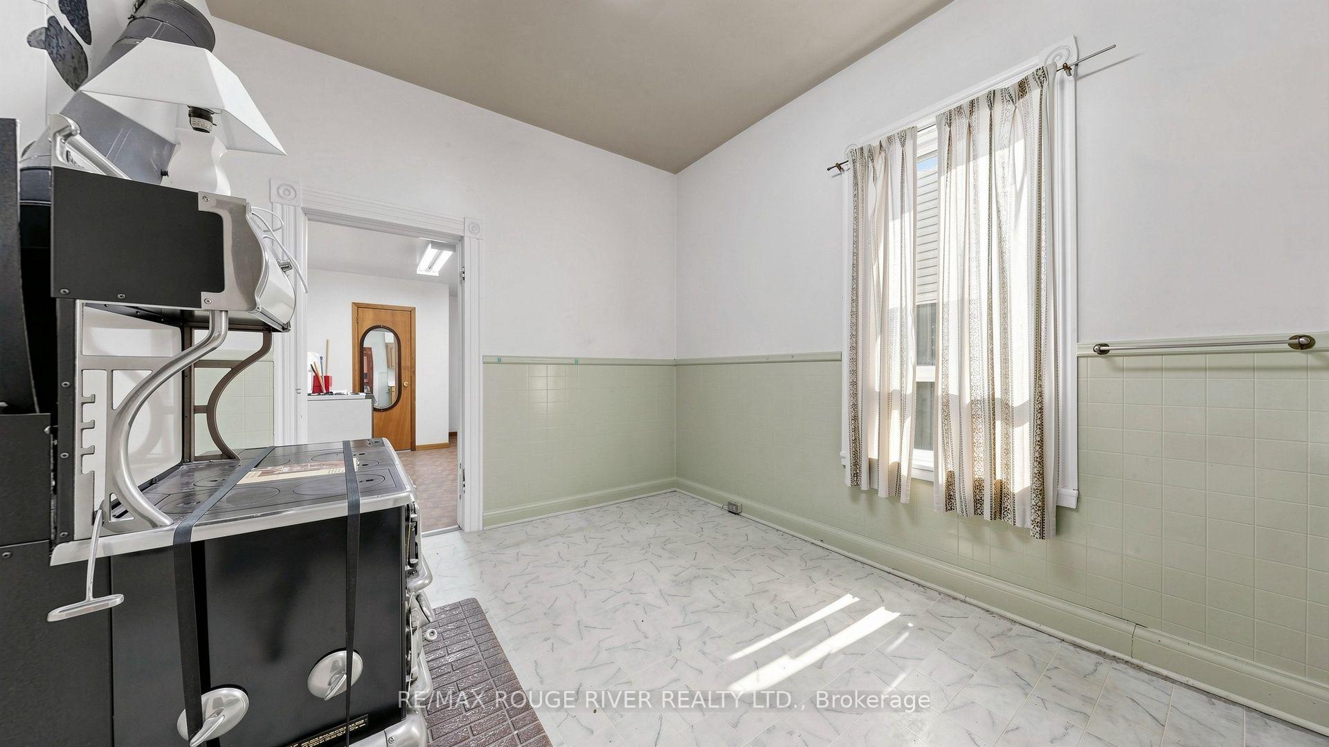 Photo 27 of 308 Roxton Road, Toronto, Palmerston-Little Italy — HOMEH