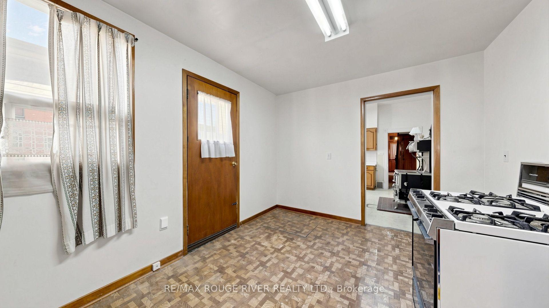 Photo 33 of 308 Roxton Road, Toronto, Palmerston-Little Italy — HOMEH