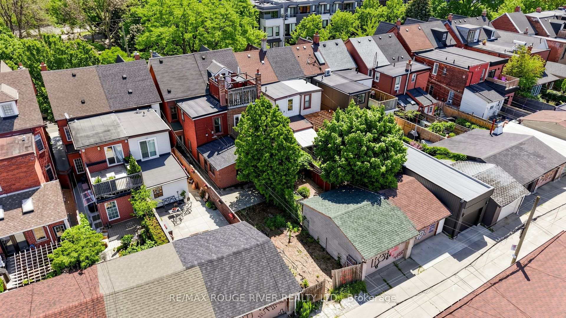 Photo 9 of 308 Roxton Road, Toronto, Palmerston-Little Italy — HOMEH