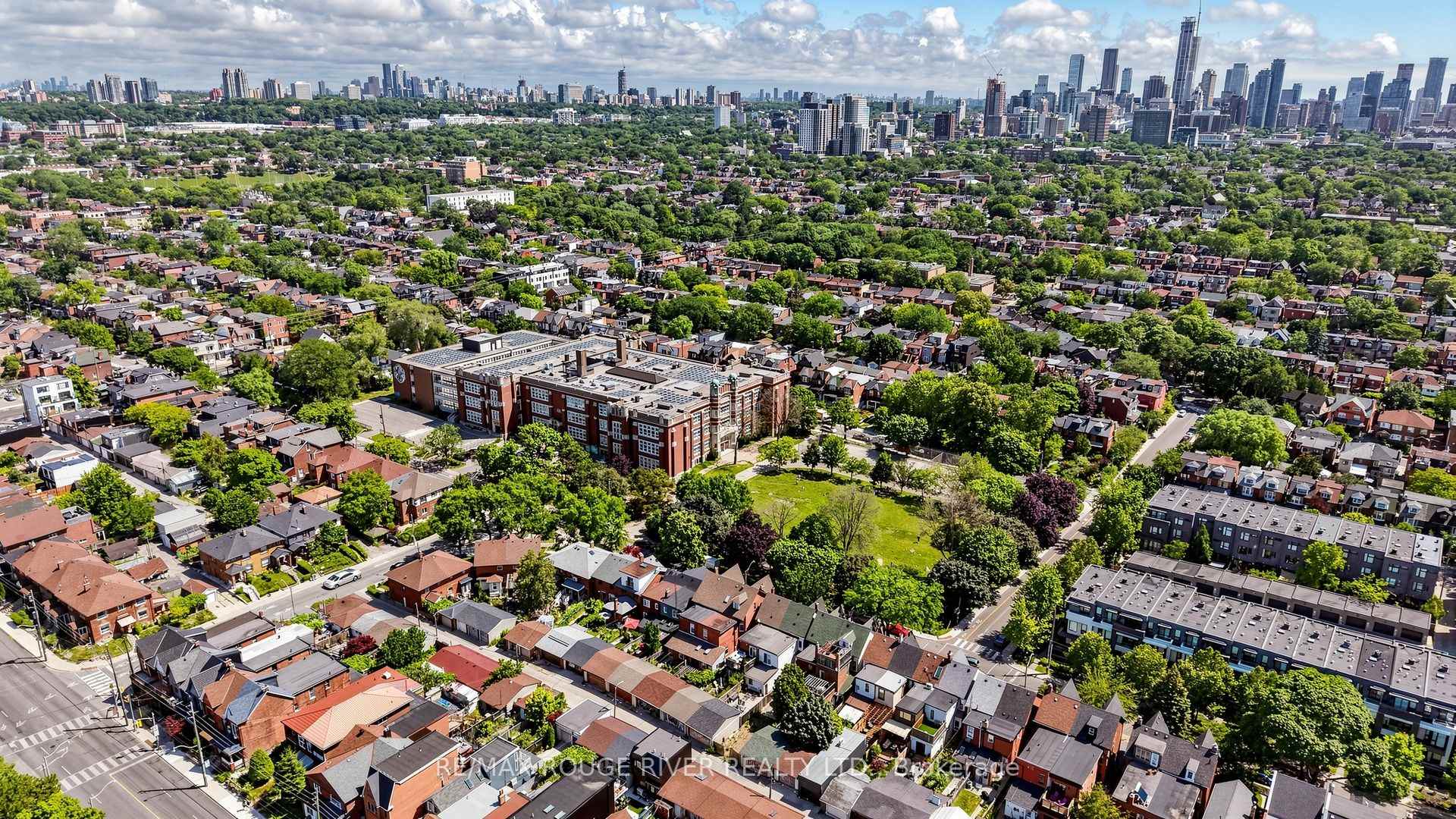 Photo 5 of 308 Roxton Road, Toronto, Palmerston-Little Italy — HOMEH