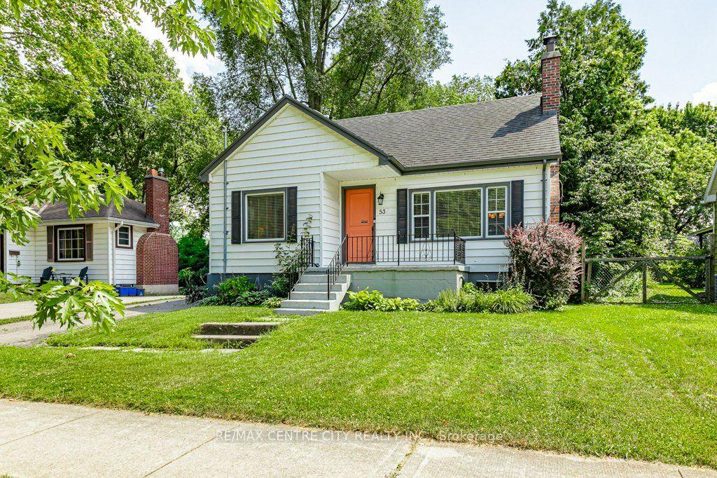 Photo 2 of 53 Cliftonvale Avenue, London, South E — HOMEH