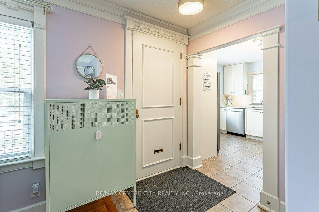 Photo 4 of 53 Cliftonvale Avenue, London, South E — HOMEH