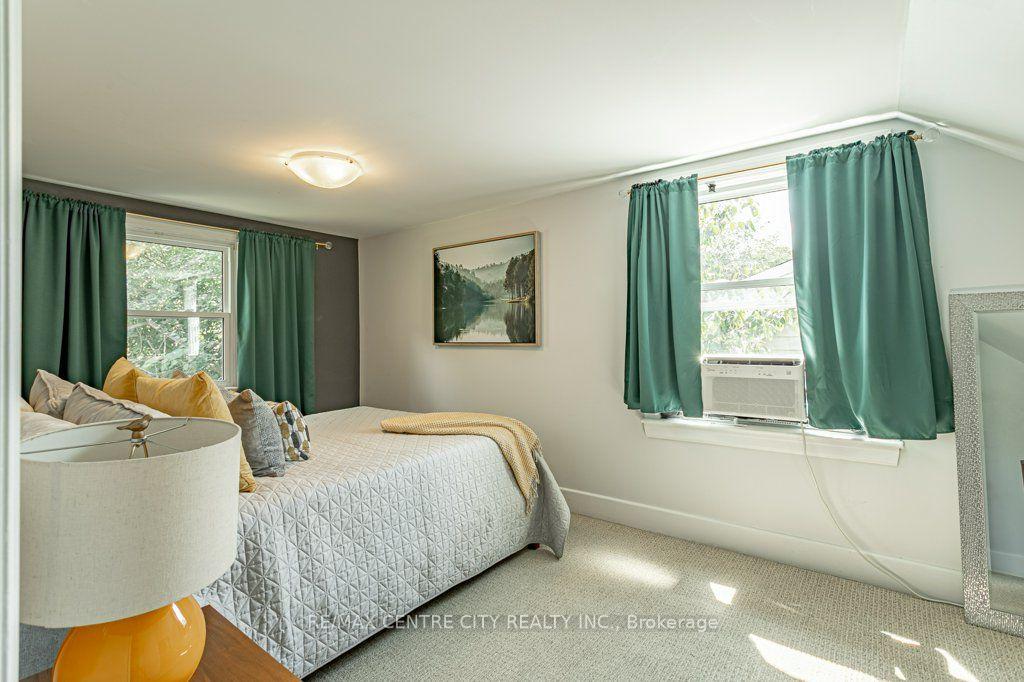 Photo 18 of 53 Cliftonvale Avenue, London, South E — HOMEH