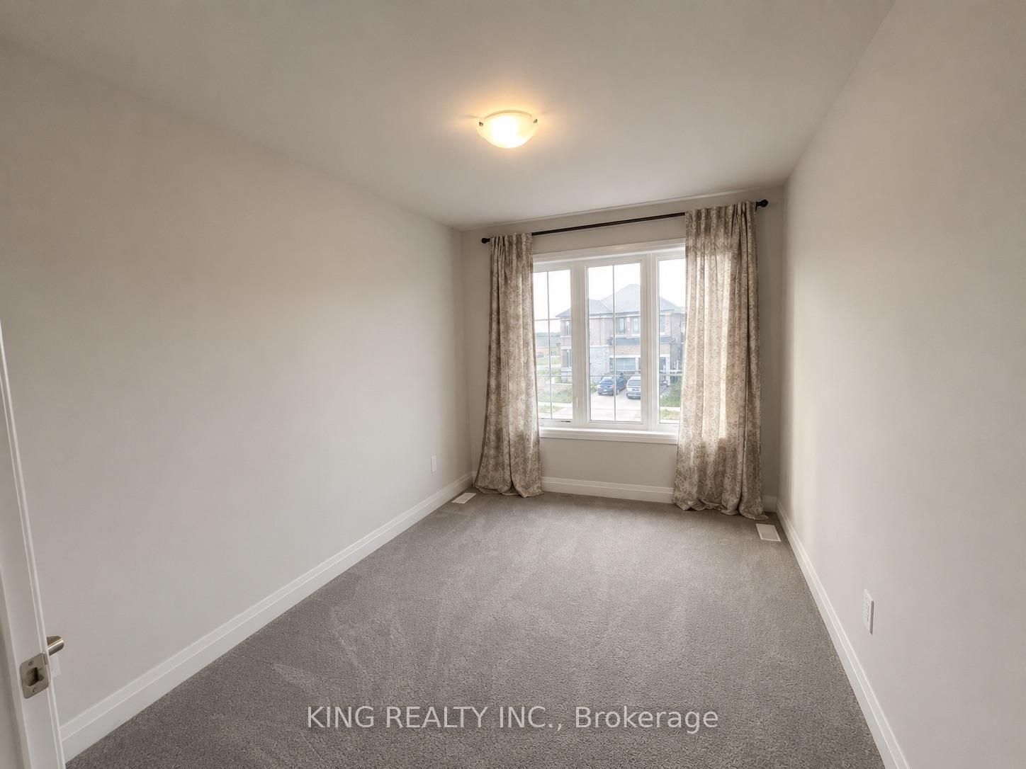 Photo 12 of 55 Butler Boulevard, Kawartha Lakes, Lindsay — HOMEH