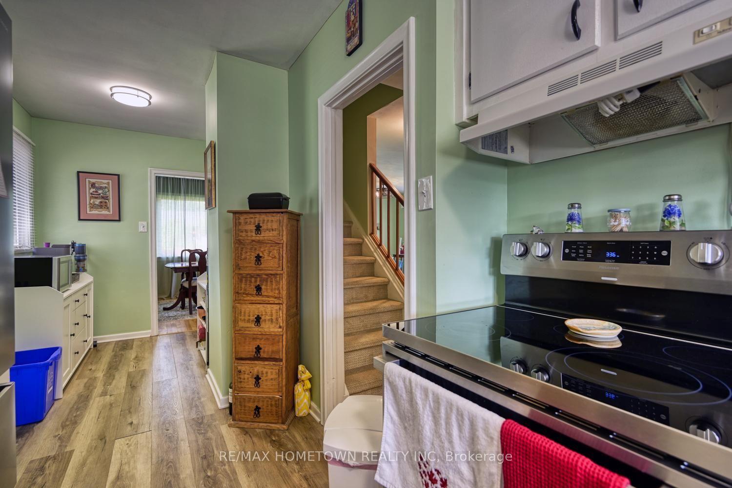 Photo 18 of 87 Brookview Crescent, Brockville, Brockville — HOMEH