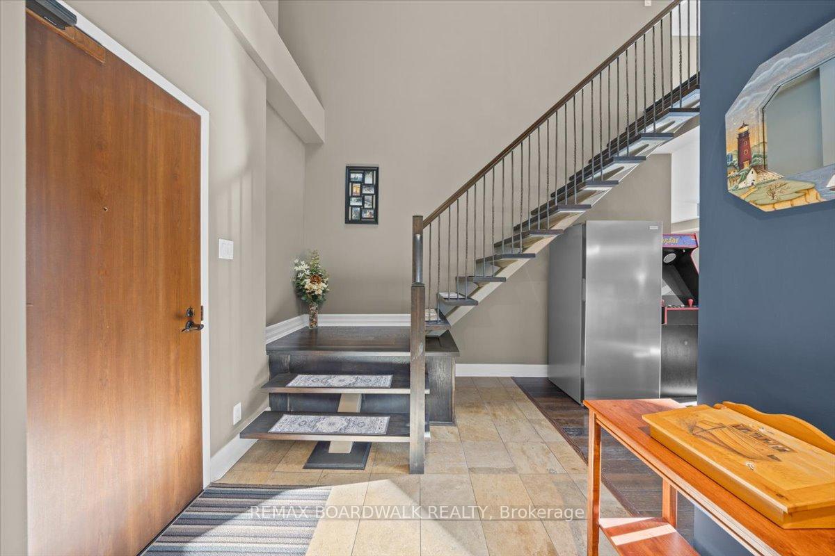 Photo 2 of Unit #PH804, 320 Mcleod Street, Ottawa, Ottawa Centre — HOMEH