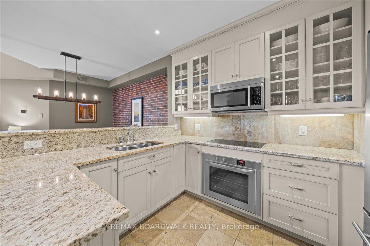 Photo 5 of Unit #PH804, 320 Mcleod Street, Ottawa, Ottawa Centre — HOMEH