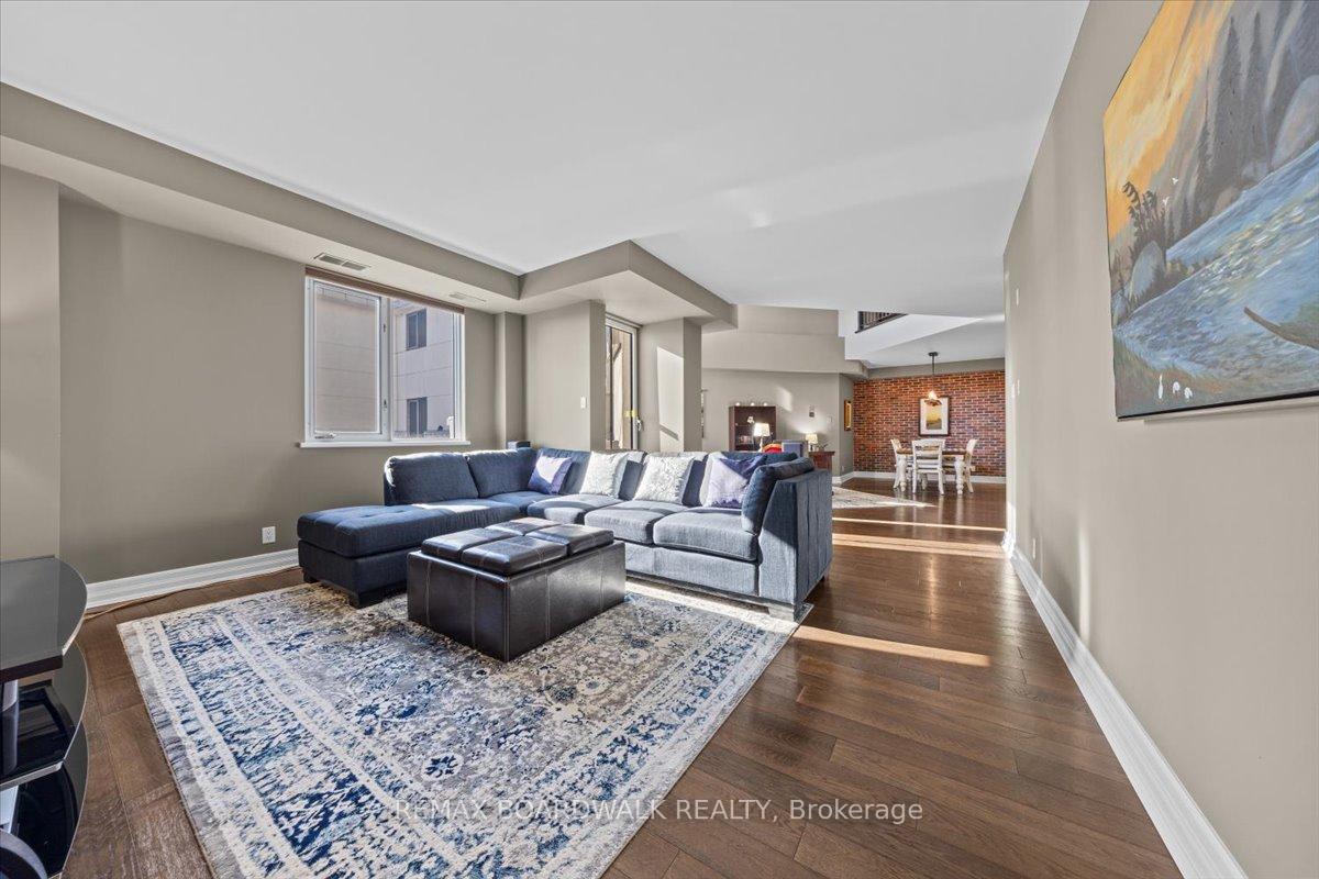 Photo 16 of Unit #PH804, 320 Mcleod Street, Ottawa, Ottawa Centre — HOMEH