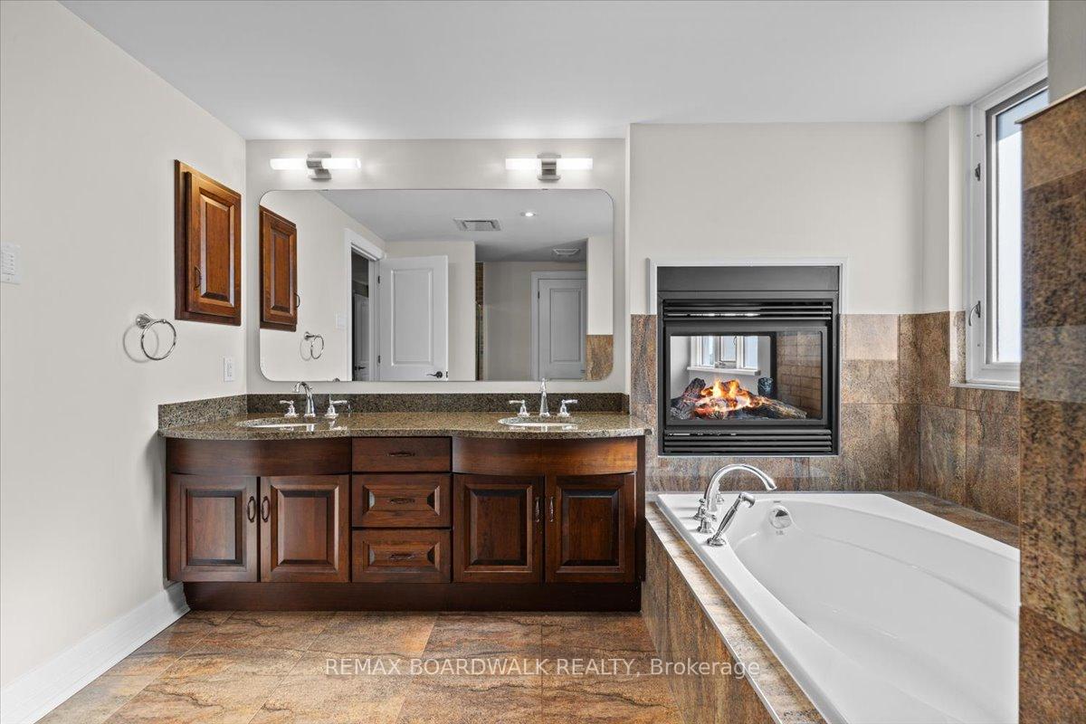 Photo 33 of Unit #PH804, 320 Mcleod Street, Ottawa, Ottawa Centre — HOMEH