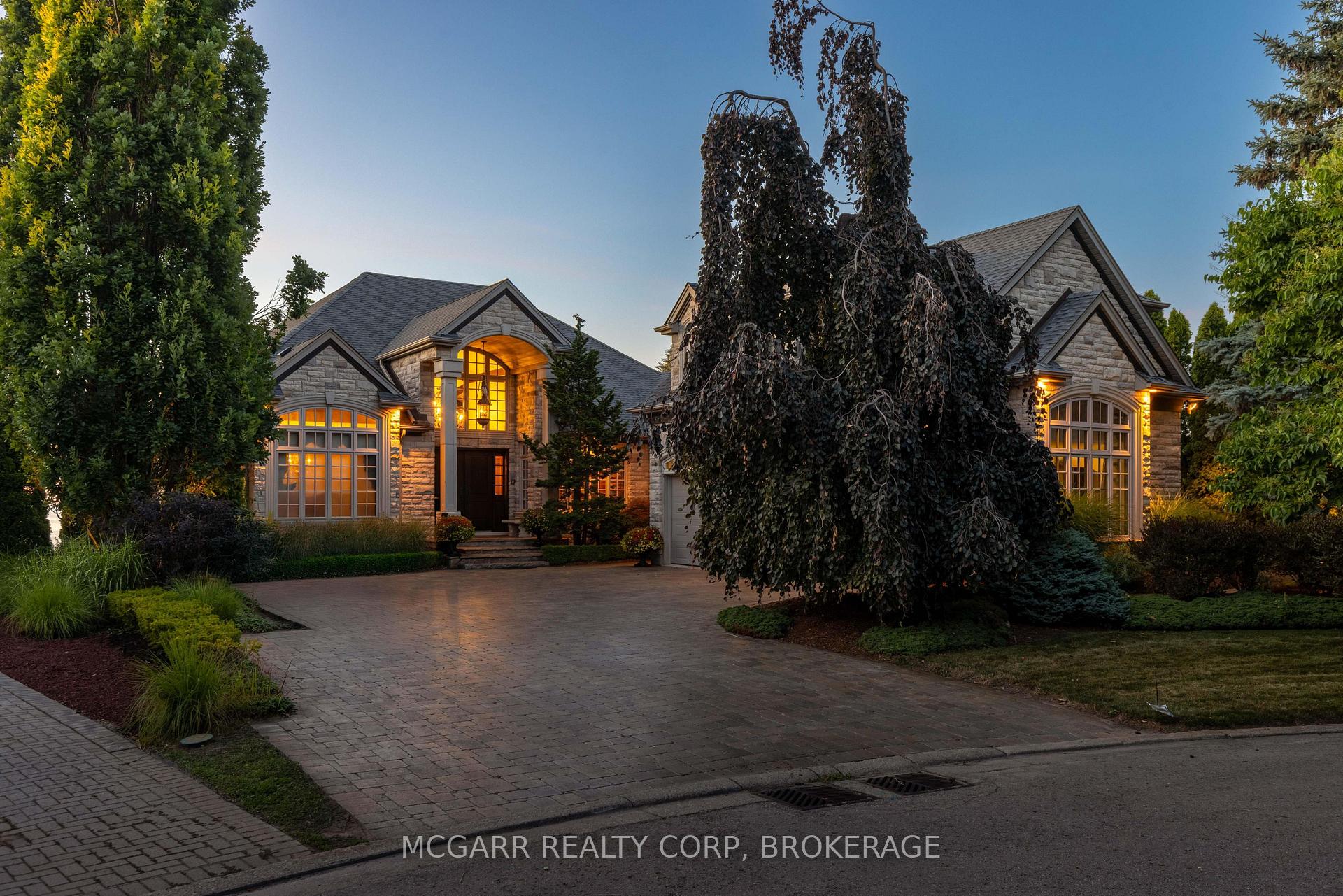 Photo 2 of 89 October Drive, St. Catharines, Lakeshore — HOMEH