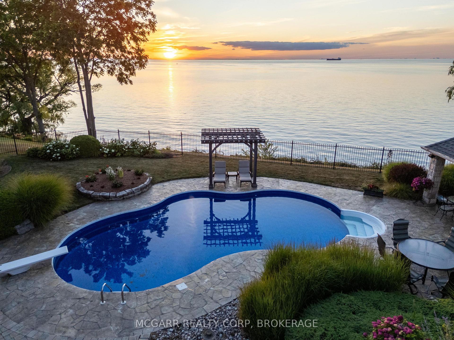 Photo 33 of 89 October Drive, St. Catharines, Lakeshore — HOMEH