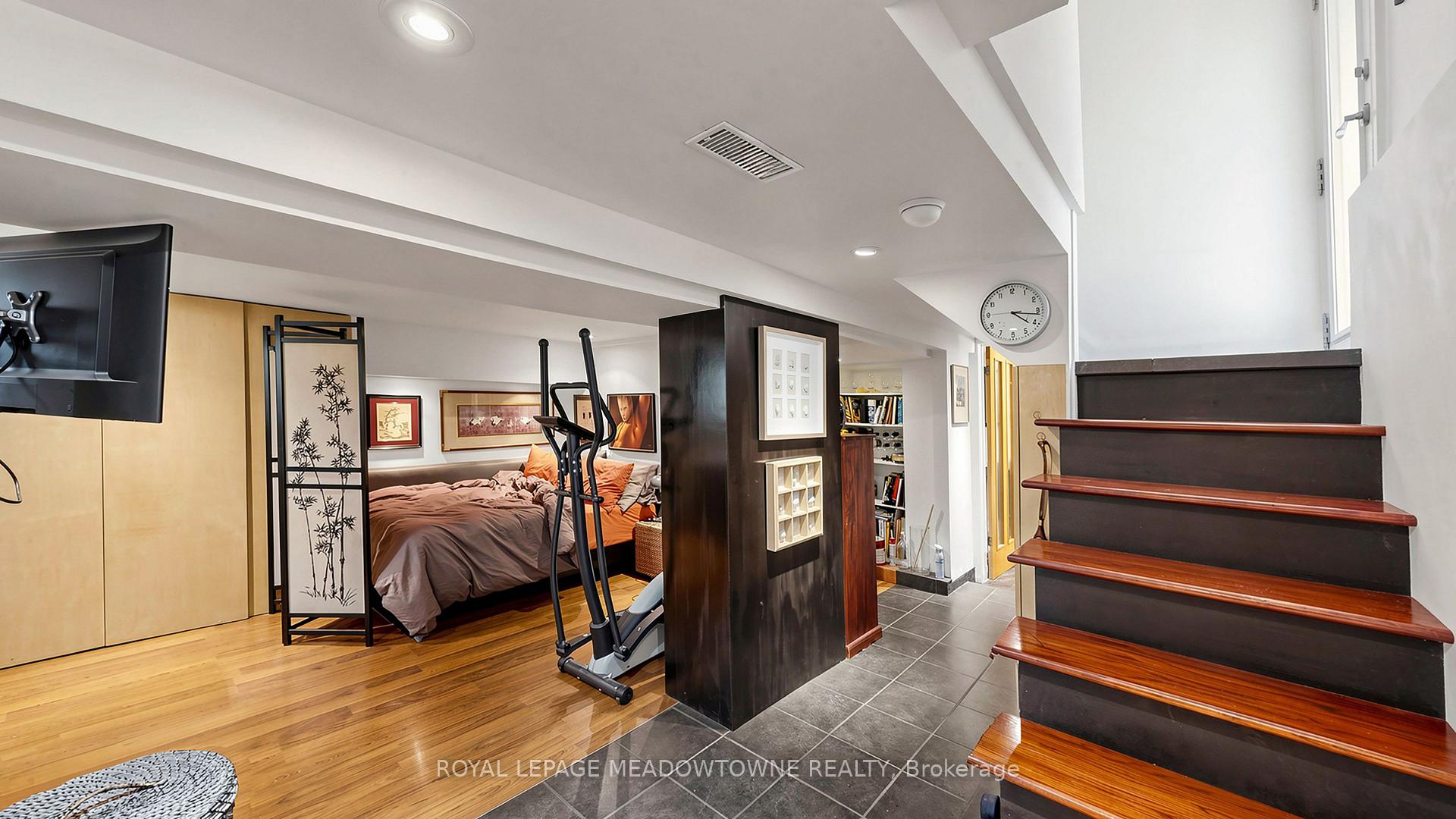 Photo 33 of 331 Glenholme Avenue, Toronto, Oakwood Village — HOMEH
