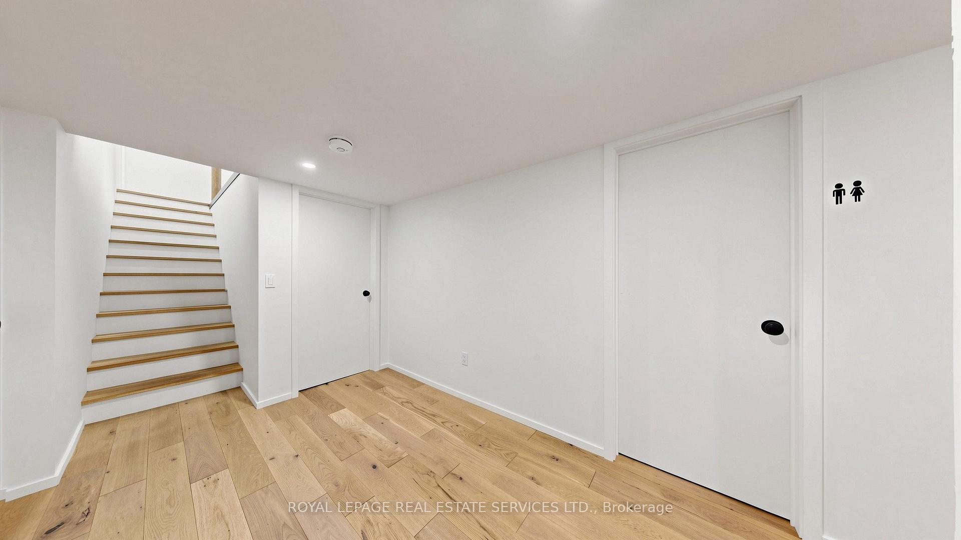 Photo 31 of 255 Oakwood Crescent, Oakville, Central — HOMEH