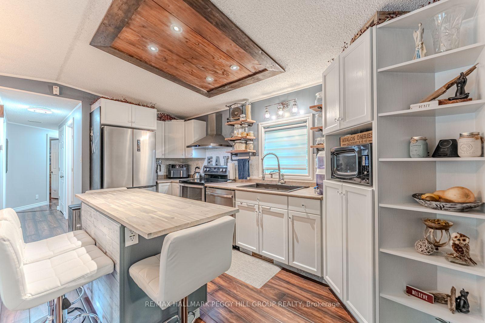 Photo 7 of 7498 Island Crescent, Ramara, Rural Ramara — HOMEH