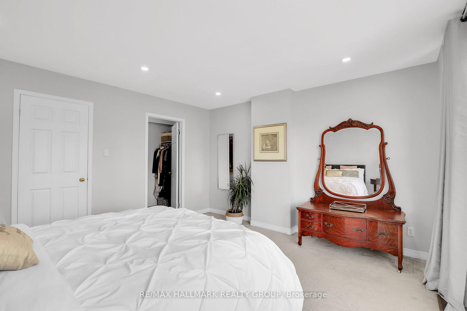 Photo 17 of 49B First Avenue, Ottawa, Glebe — HOMEH