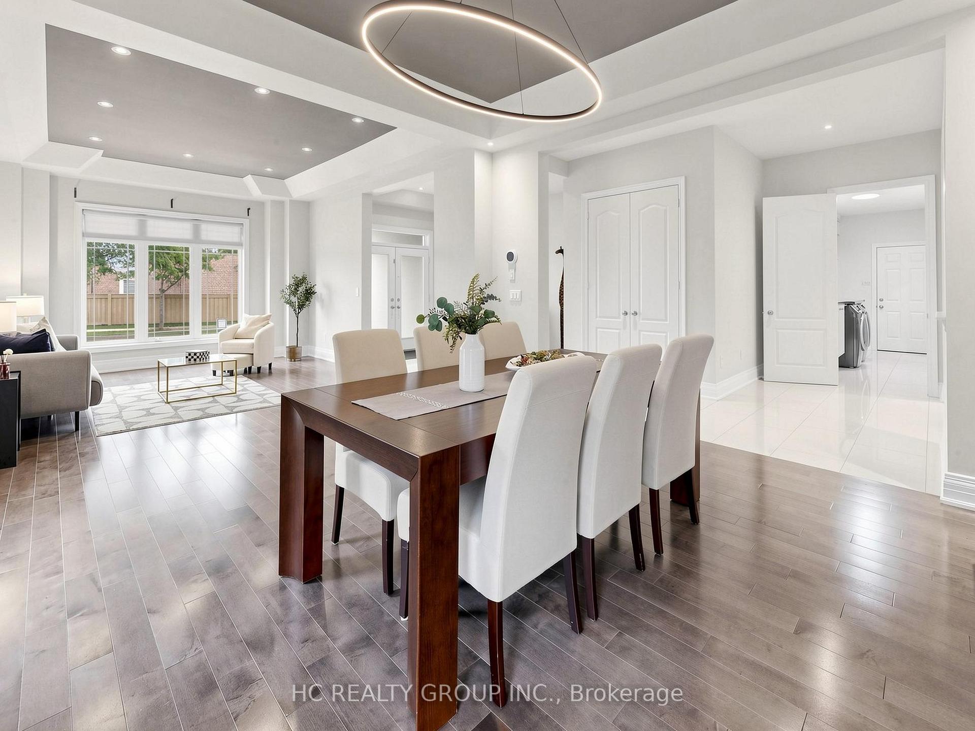 Photo 4 of 120 Upper Post Road, Vaughan, Patterson — HOMEH