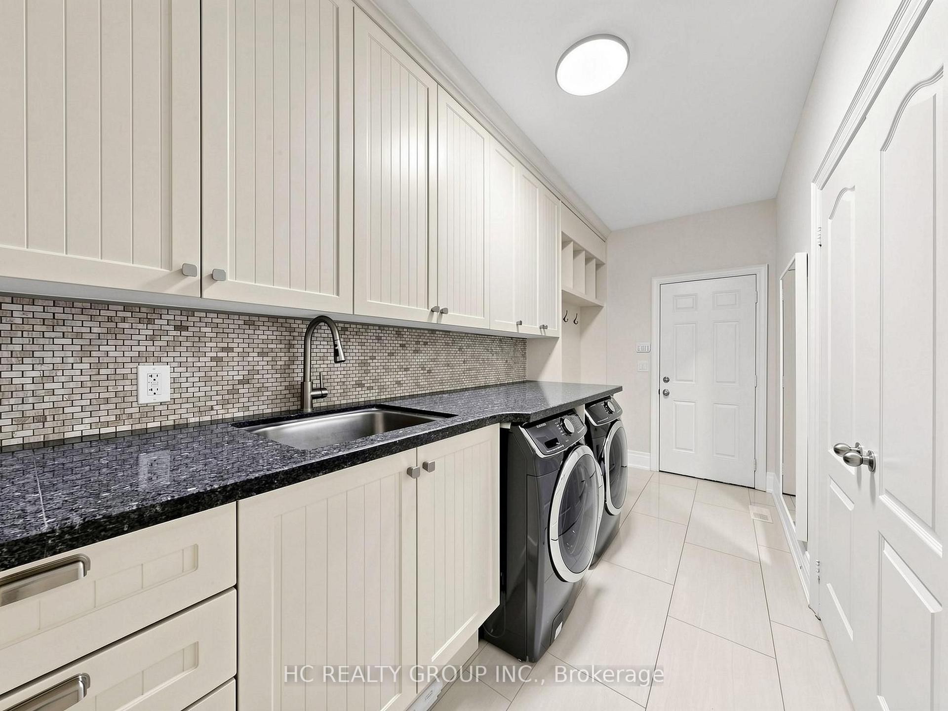 Photo 14 of 120 Upper Post Road, Vaughan, Patterson — HOMEH