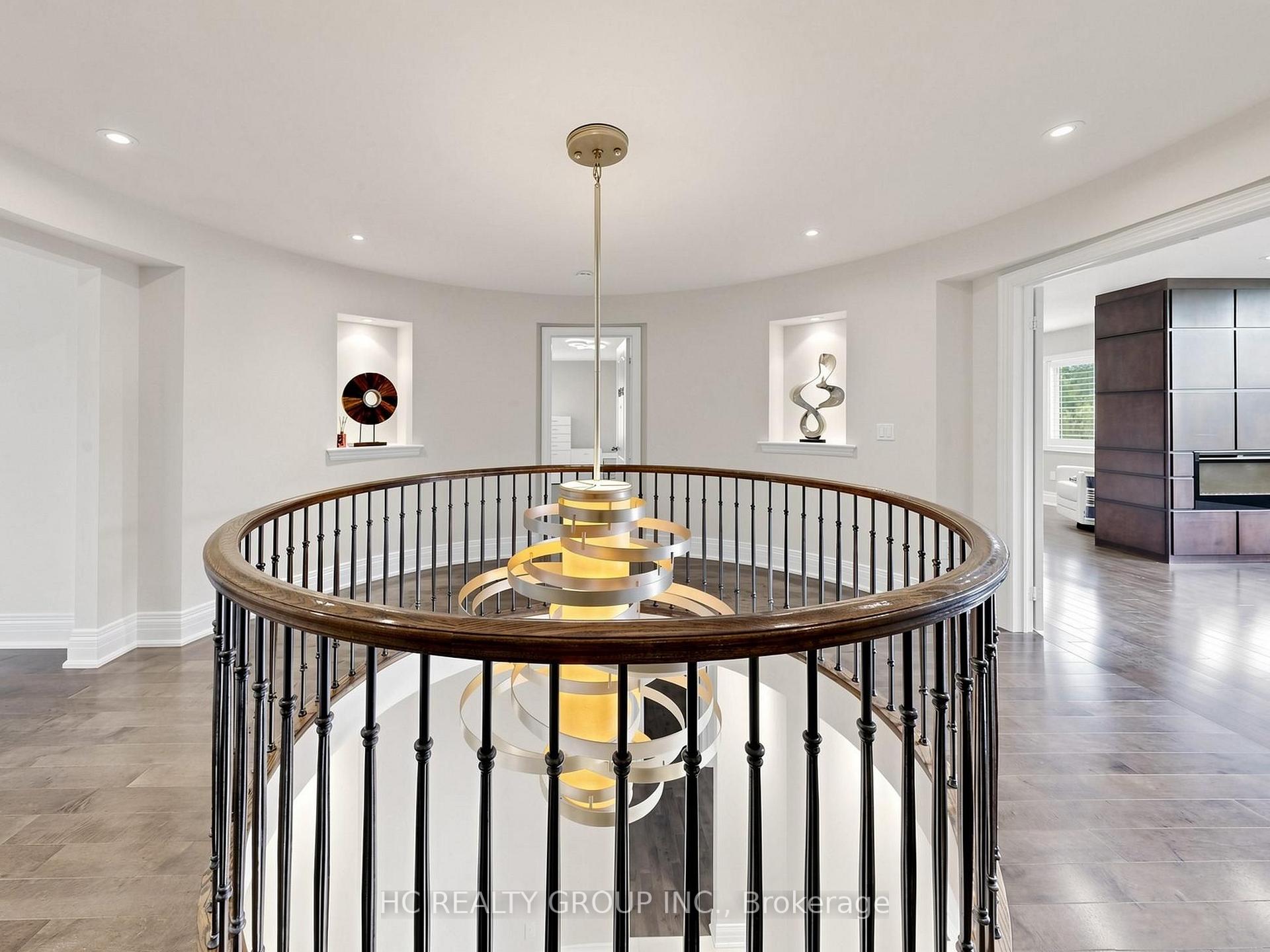 Photo 15 of 120 Upper Post Road, Vaughan, Patterson — HOMEH