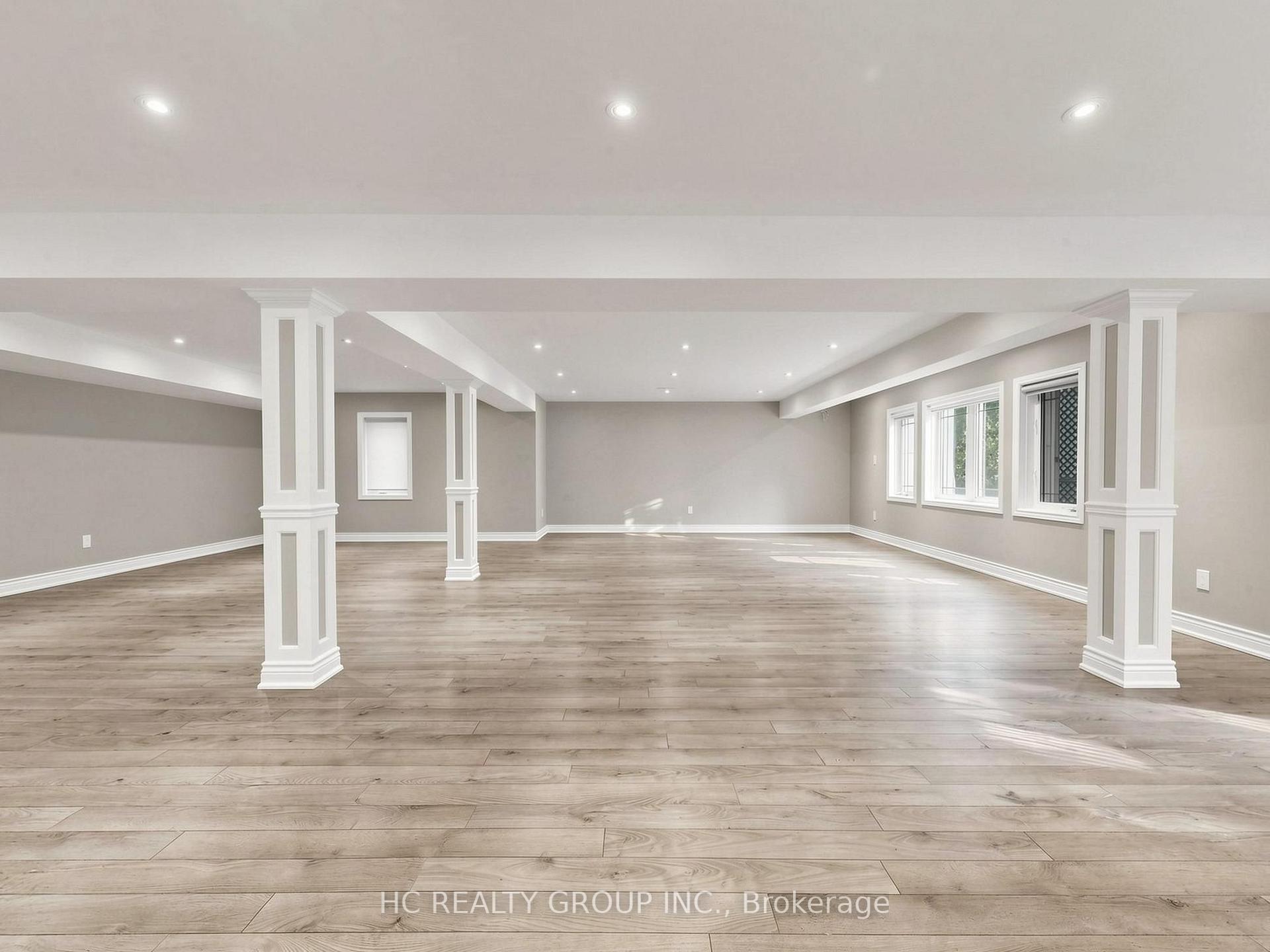 Photo 30 of 120 Upper Post Road, Vaughan, Patterson — HOMEH