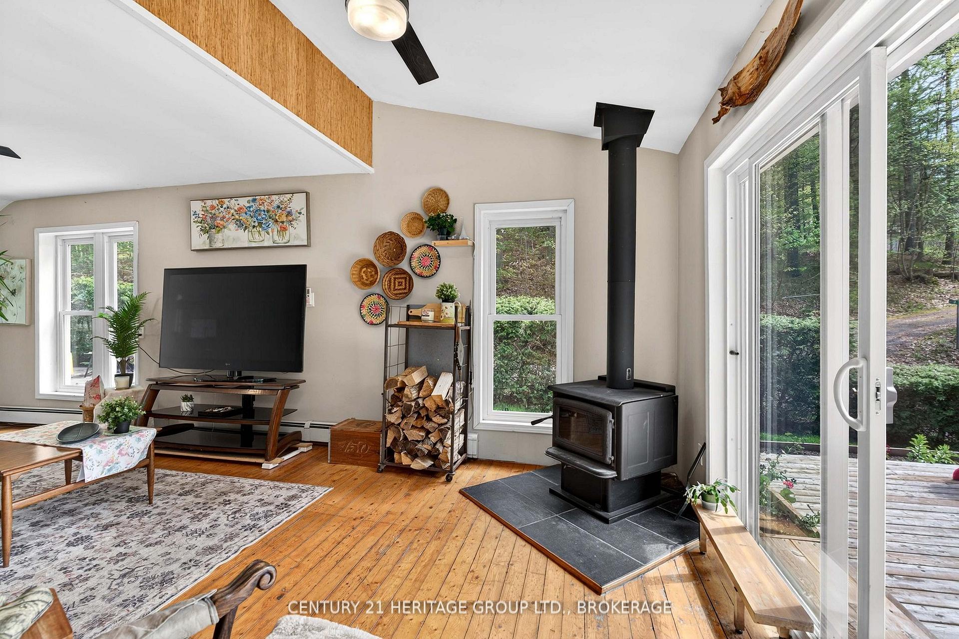 Photo 27 of 1726 Turcotte Lane, Kingston, City North of 401 — HOMEH
