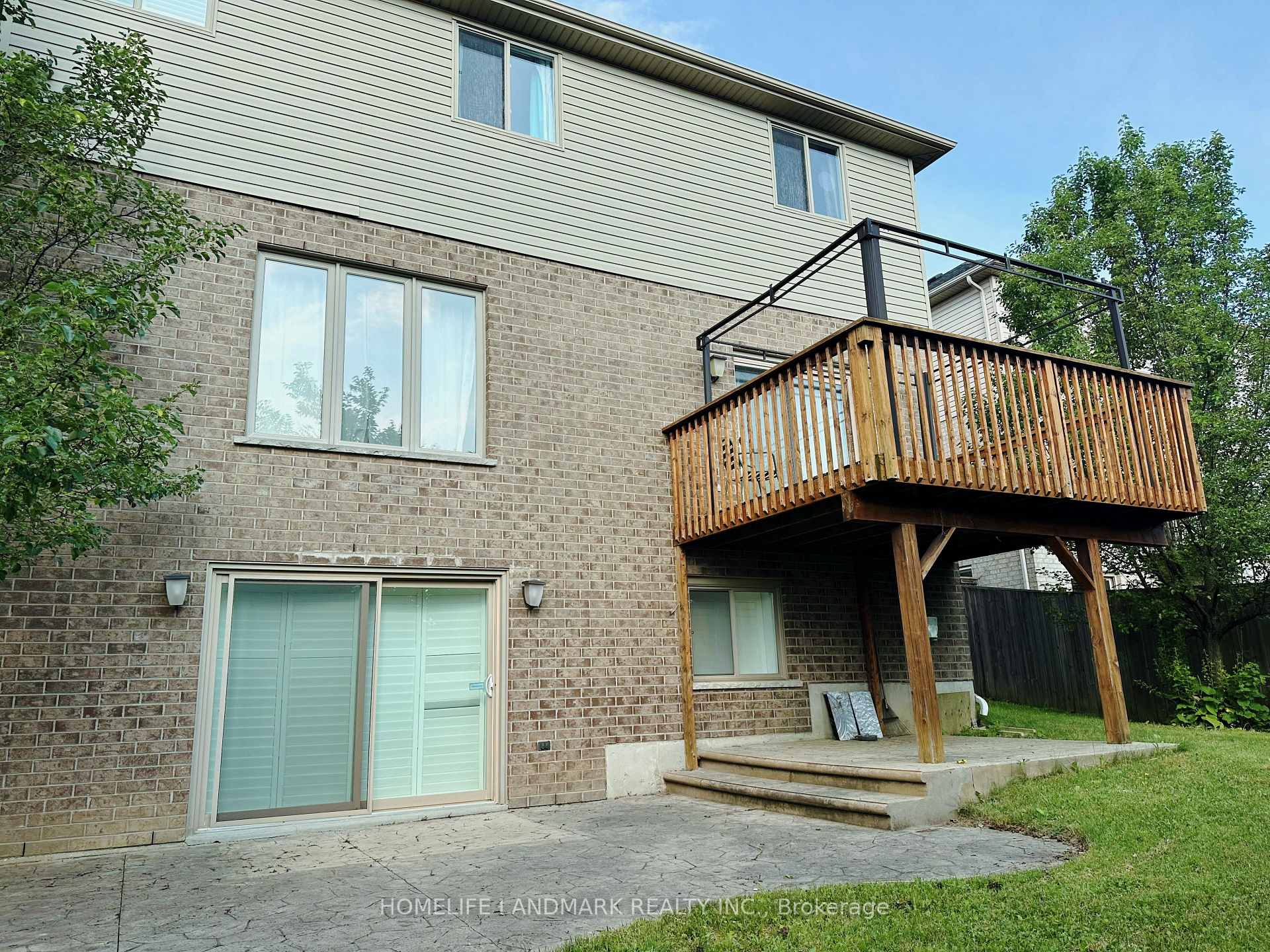 Photo 20 of 388 Berryhill Drive, London, North B — HOMEH