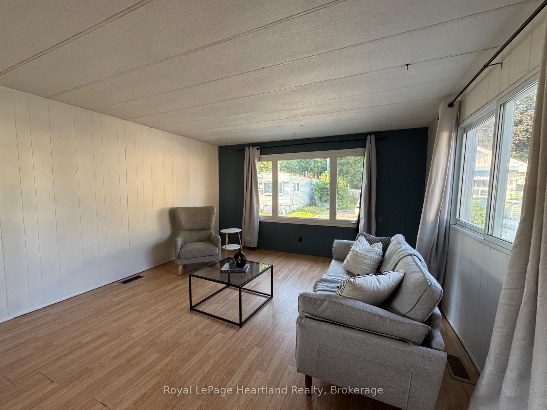 Photo 3 of 4 Trailer Park Road, Minto — HOMEH