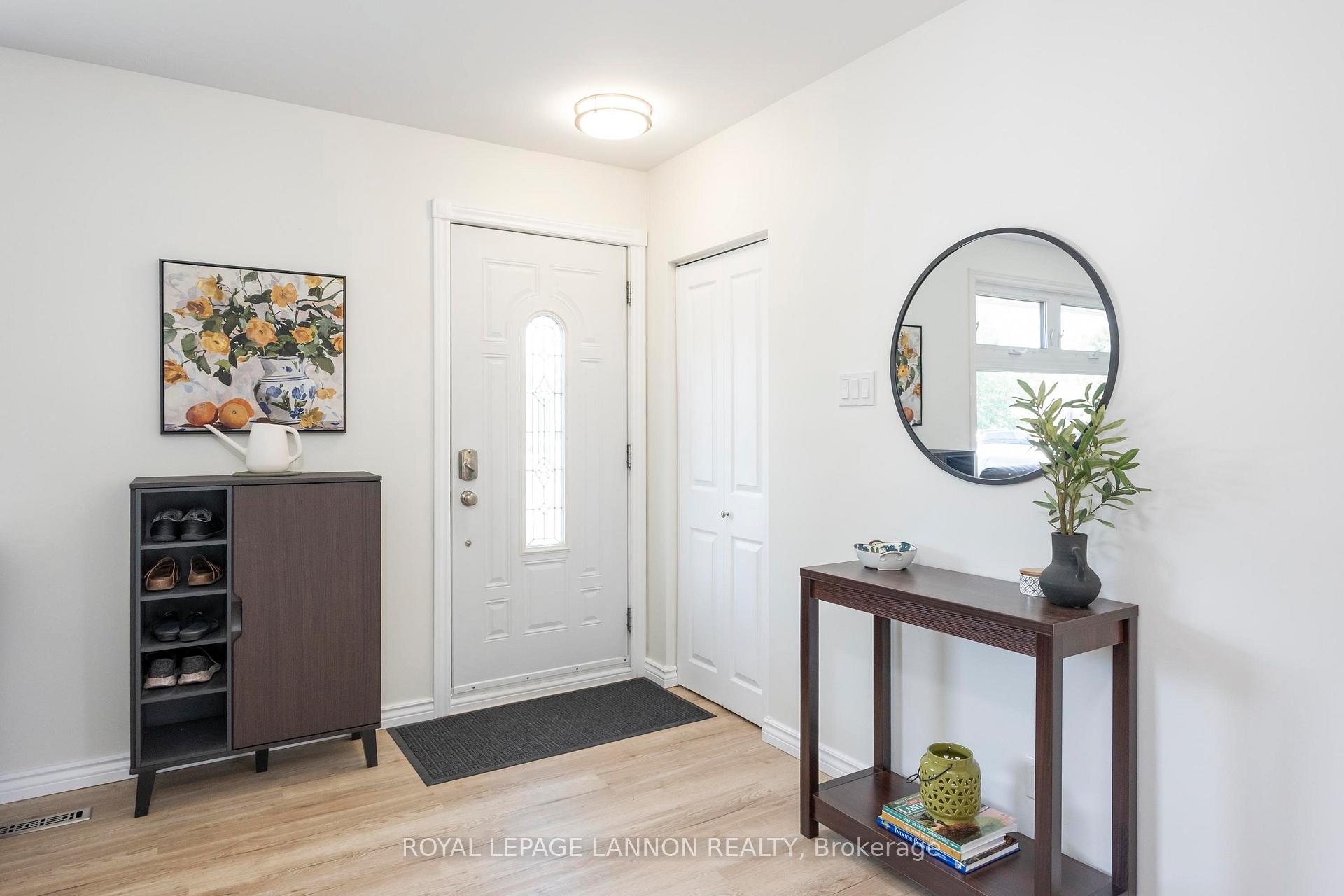 Photo 6 of 113 Isabella St. W. W, Thunder Bay, Green Acres — HOMEH