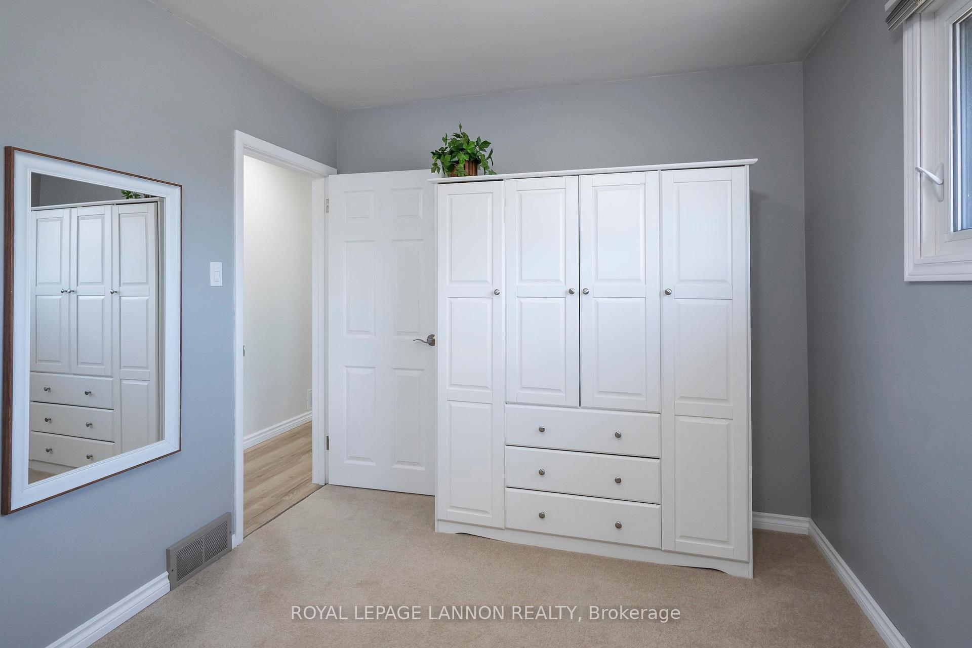 Photo 25 of 113 Isabella St. W. W, Thunder Bay, Green Acres — HOMEH