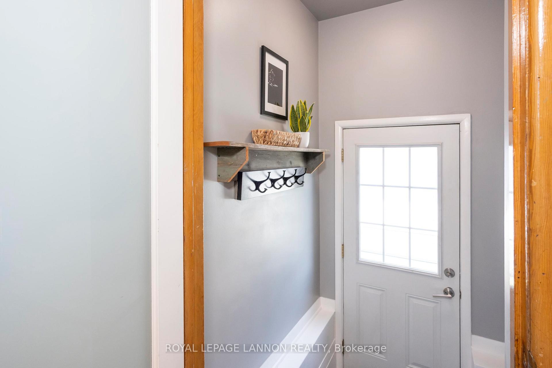 Photo 27 of 113 Isabella St. W. W, Thunder Bay, Green Acres — HOMEH