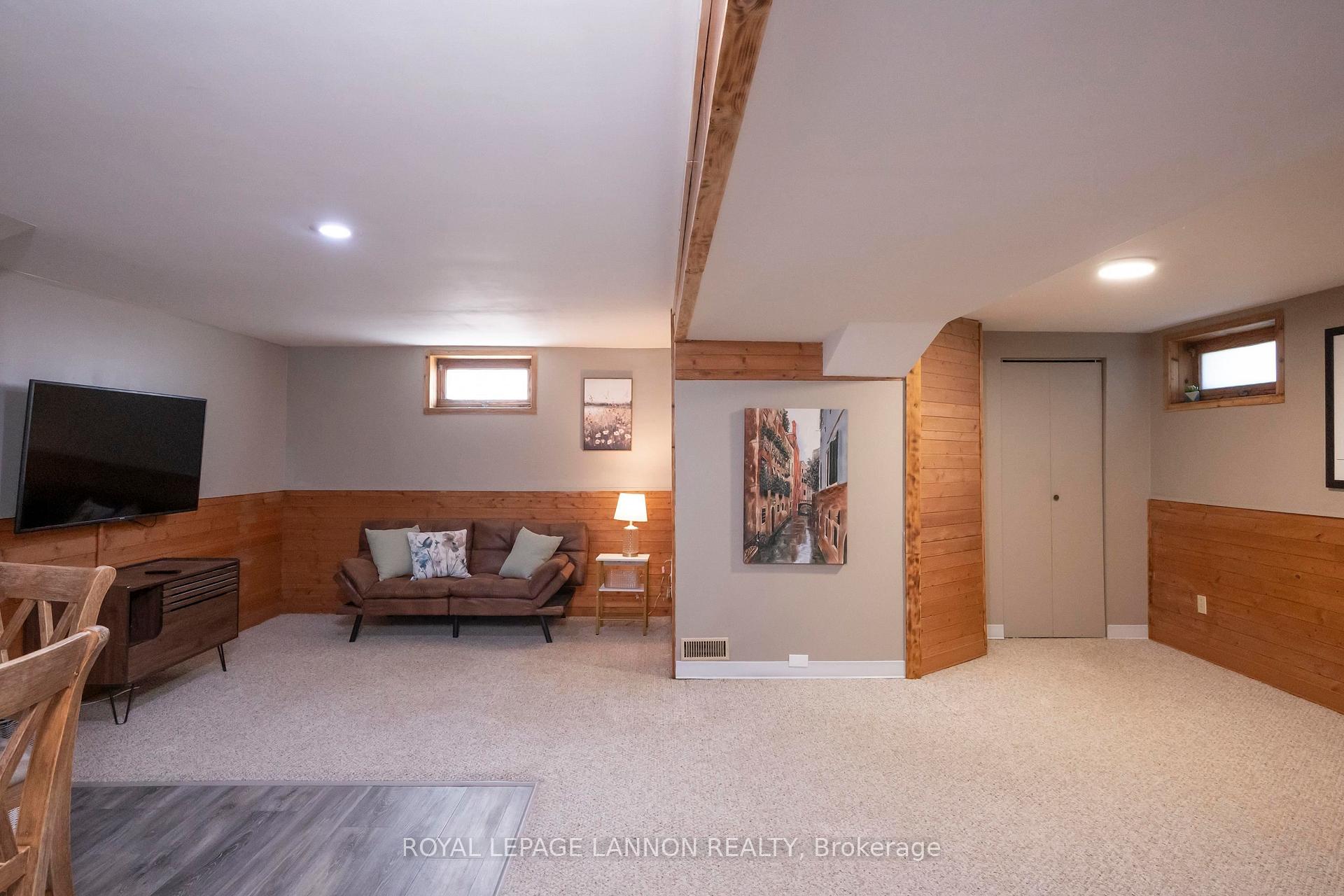 Photo 35 of 113 Isabella St. W. W, Thunder Bay, Green Acres — HOMEH