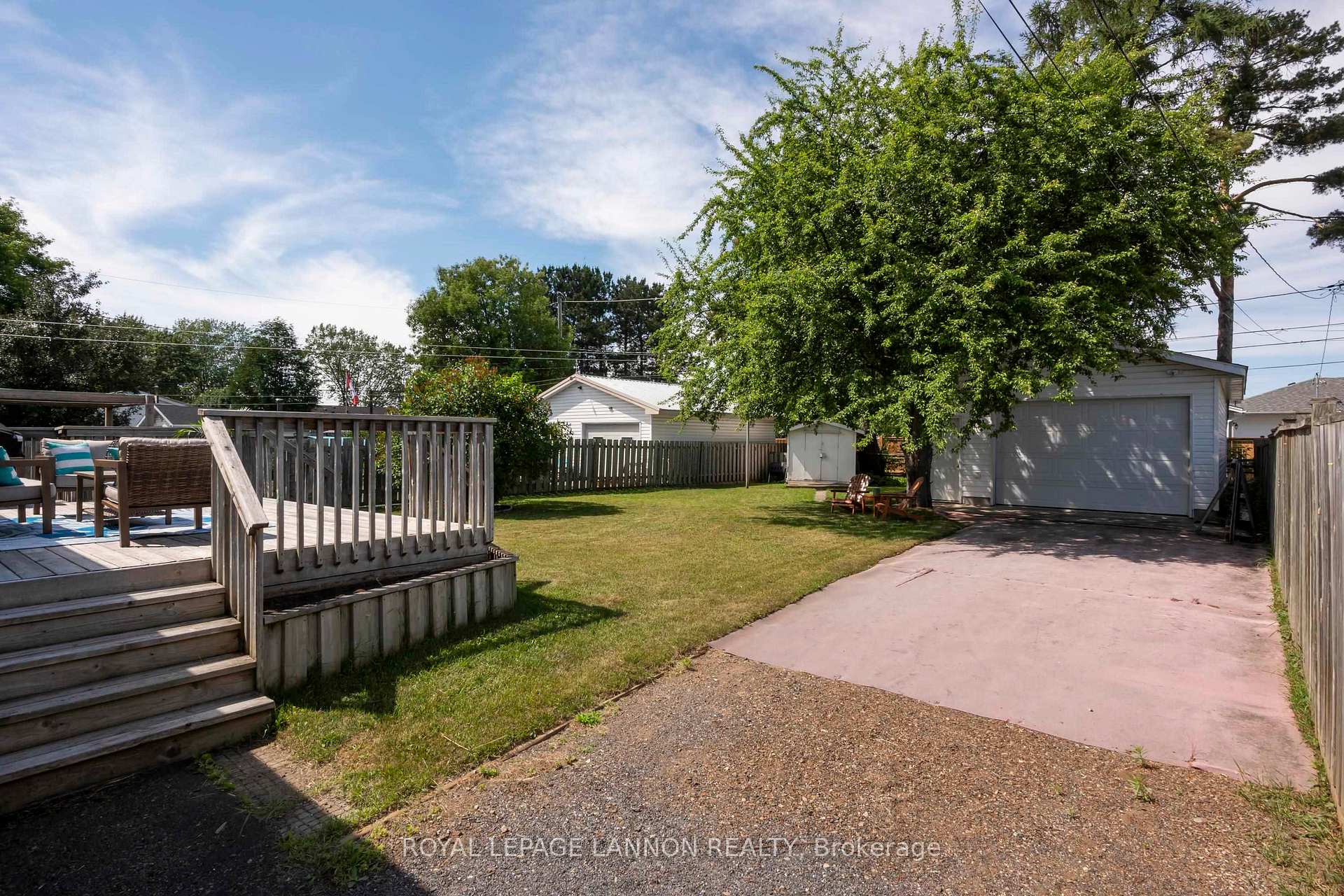 Photo 48 of 113 Isabella St. W. W, Thunder Bay, Green Acres — HOMEH